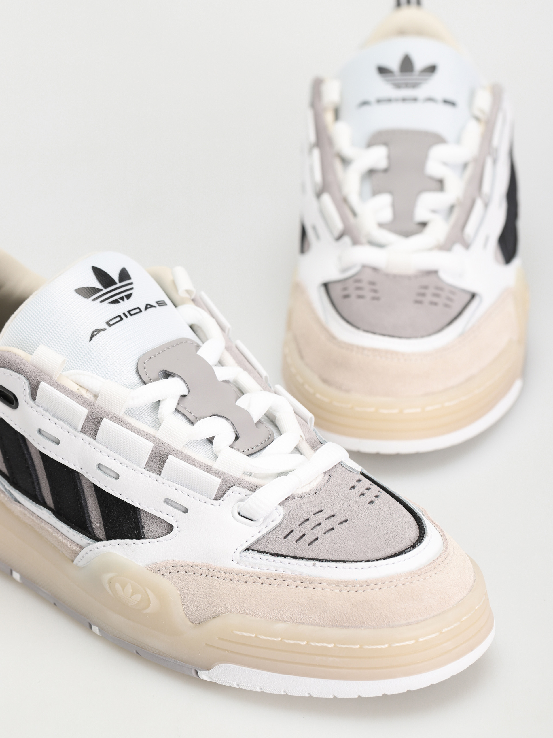 Buty adidas Originals Adi2000 (ftwwht/cblack/cwhite)