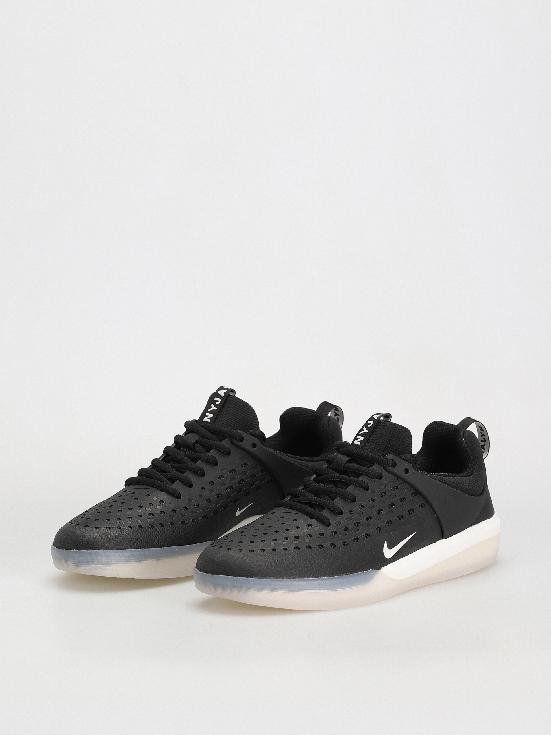 Buty Nike SB Nyjah 3 (black/white black summit white)