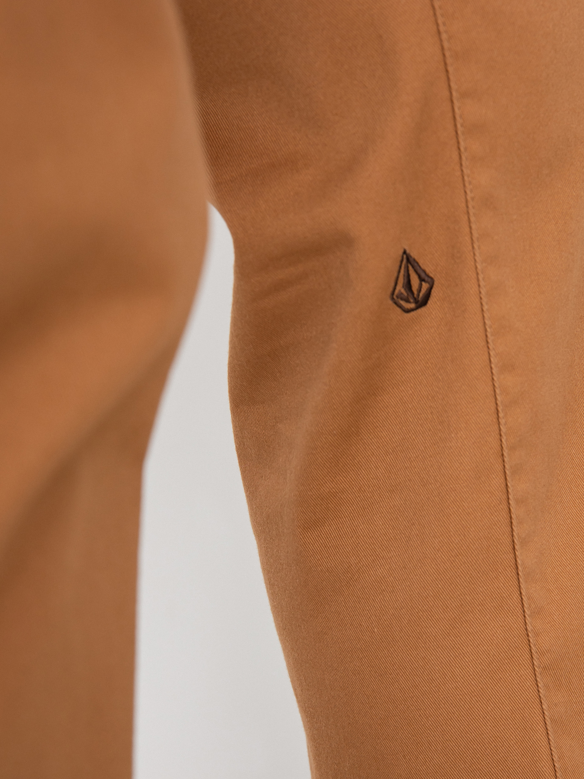Spodnie Volcom Frickin Modern Stret (tobacco)