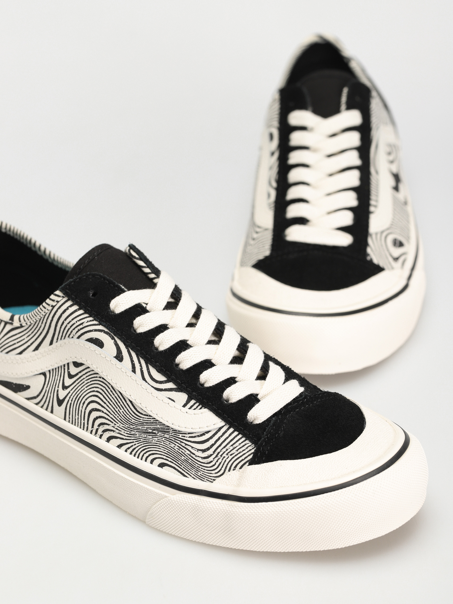 Buty Vans Style 136 Decon VR3 Sf (trippy grain black/black)