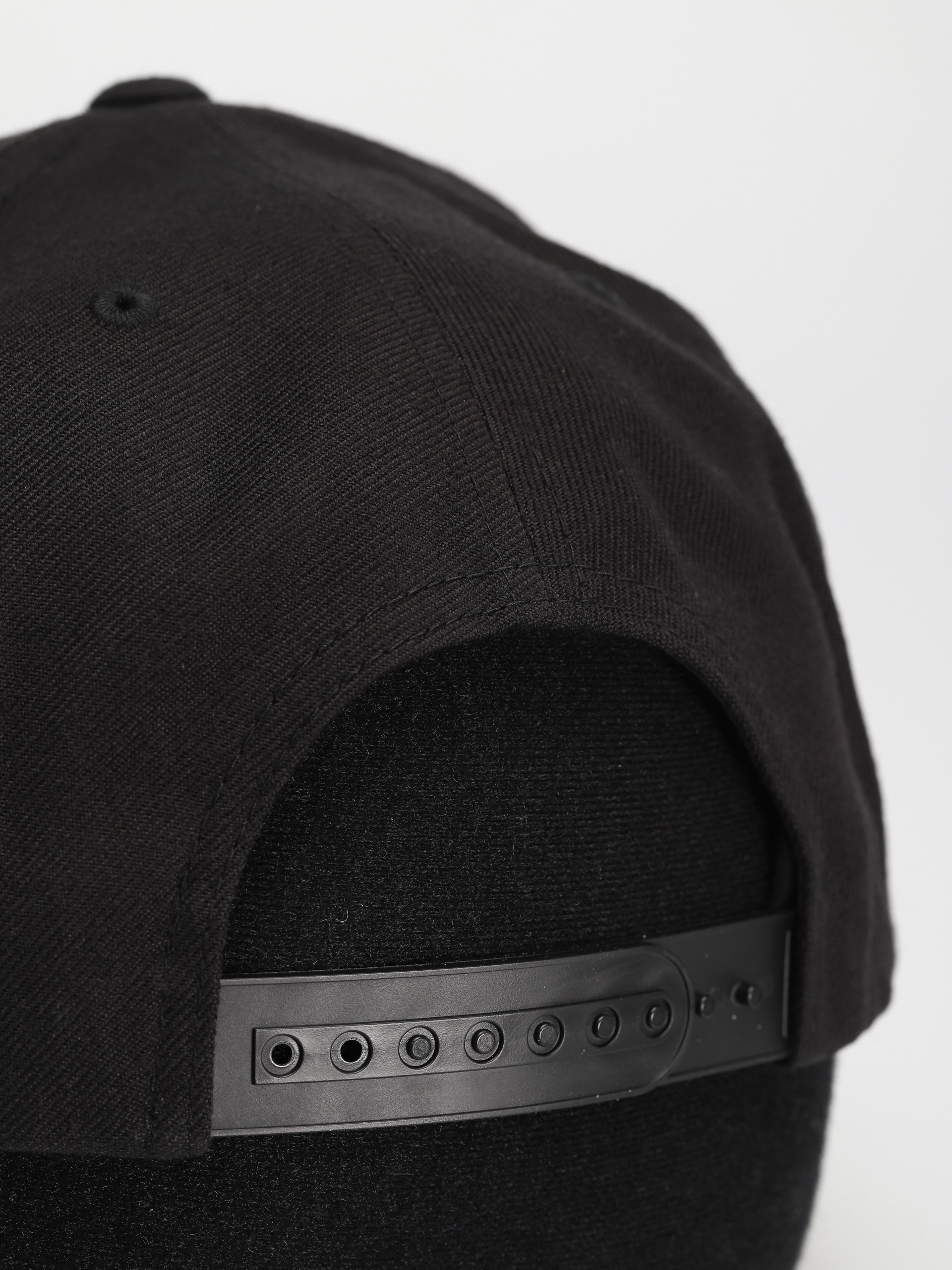 Czapka z daszkiem Brixton Oath III Snapback (washed black/orange)