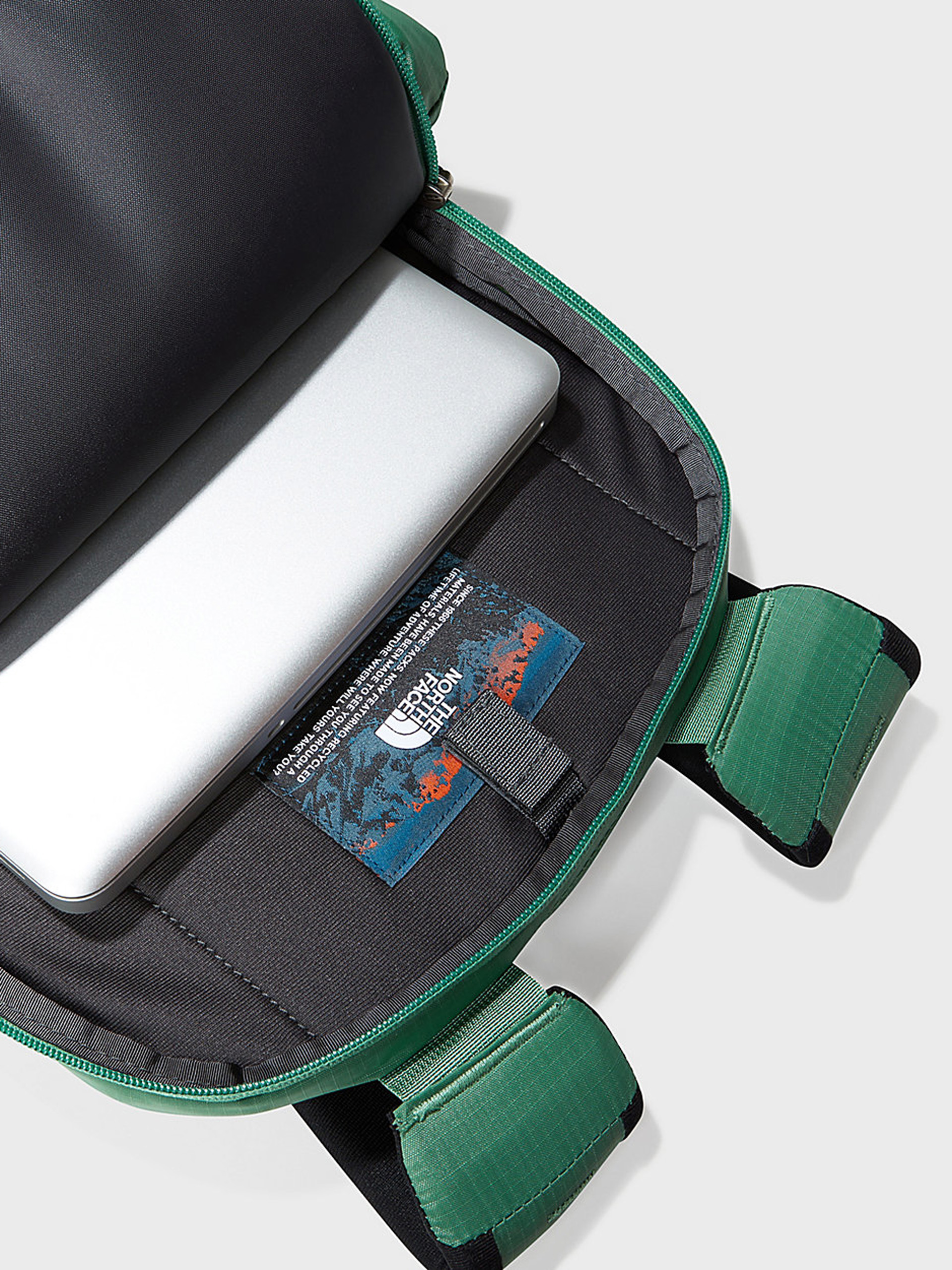 Plecak The North Face Borealis (deep grass green/tnf black)