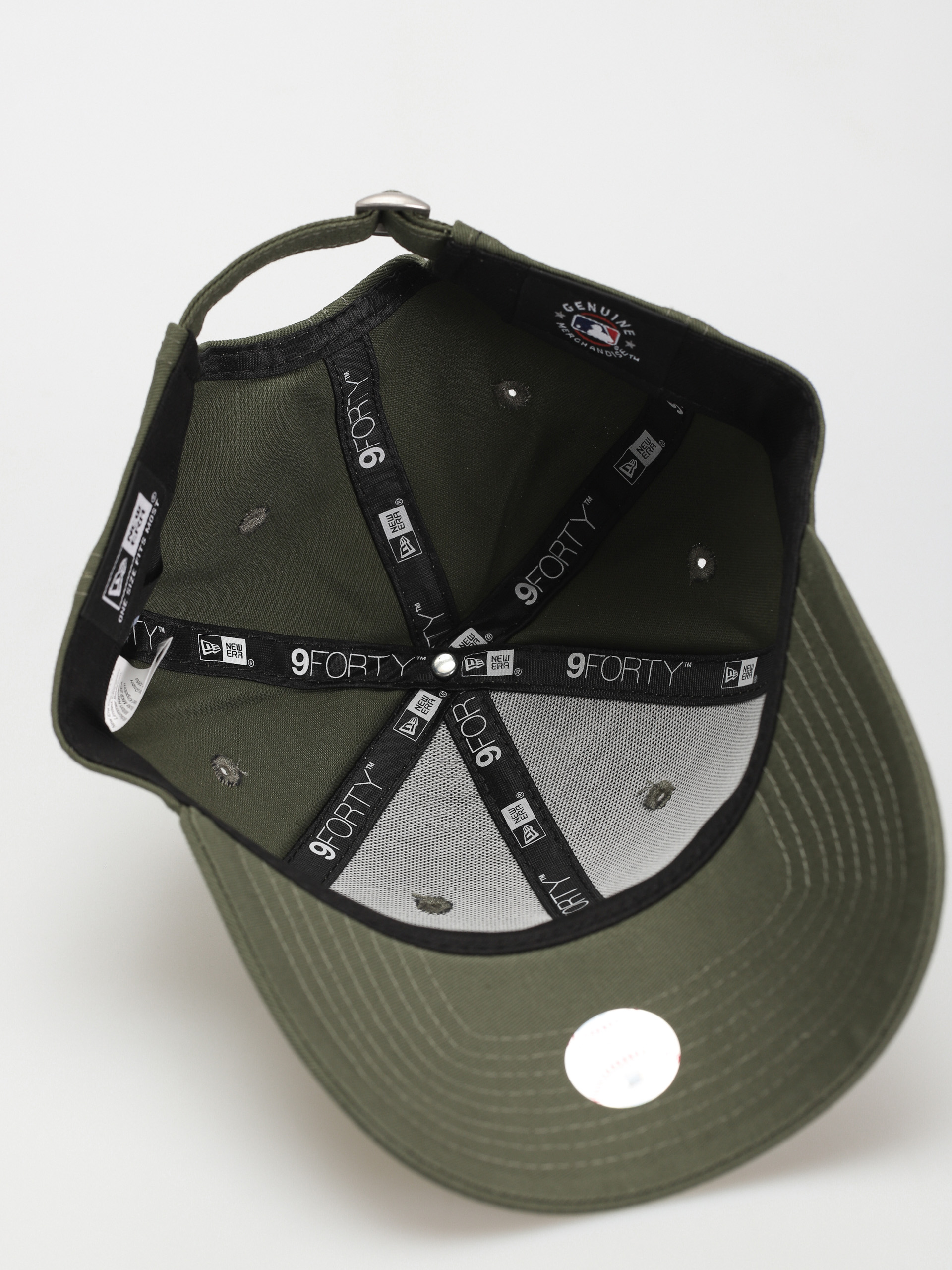 Czapka z daszkiem New Era League Essential 9Forty New York Yankees Wmn (olive/white)