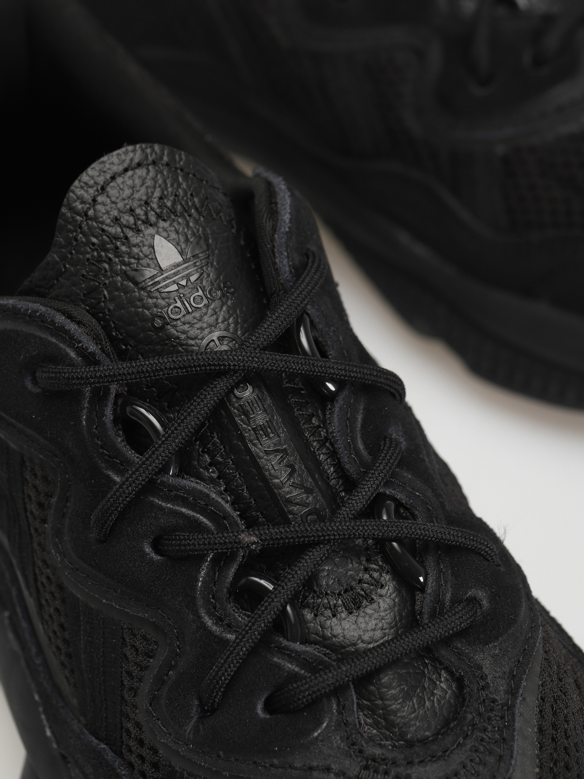 Buty adidas Originals Ozweego (cblack/cblack/grefiv)