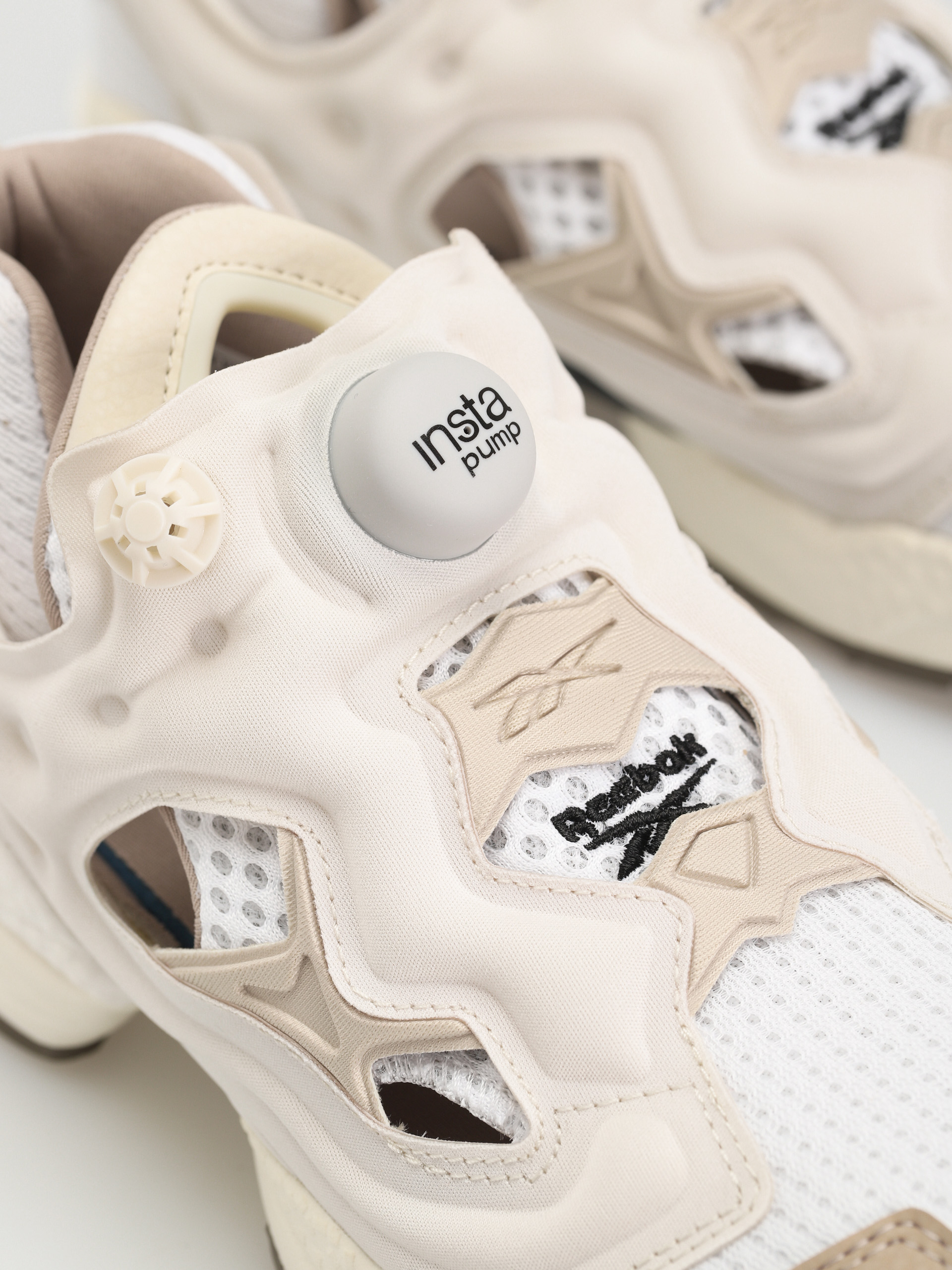 Buty Reebok Instapump Fury 95 (alabas/ftwwht/modbei)
