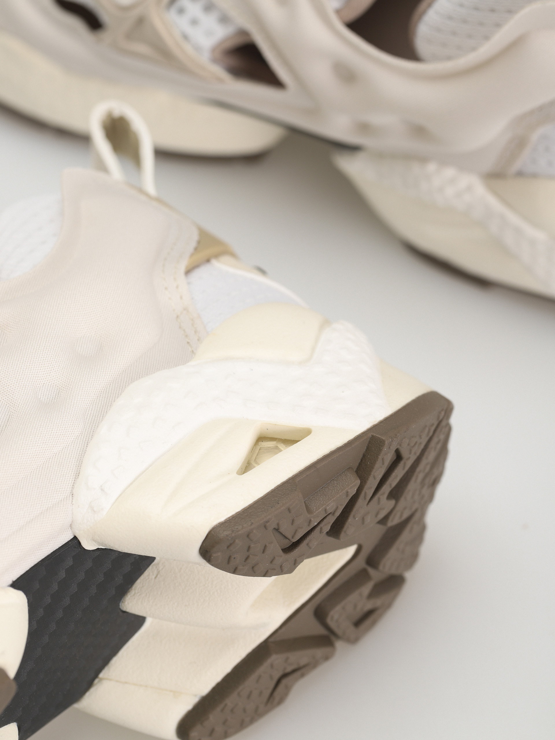 Buty Reebok Instapump Fury 95 (alabas/ftwwht/modbei)