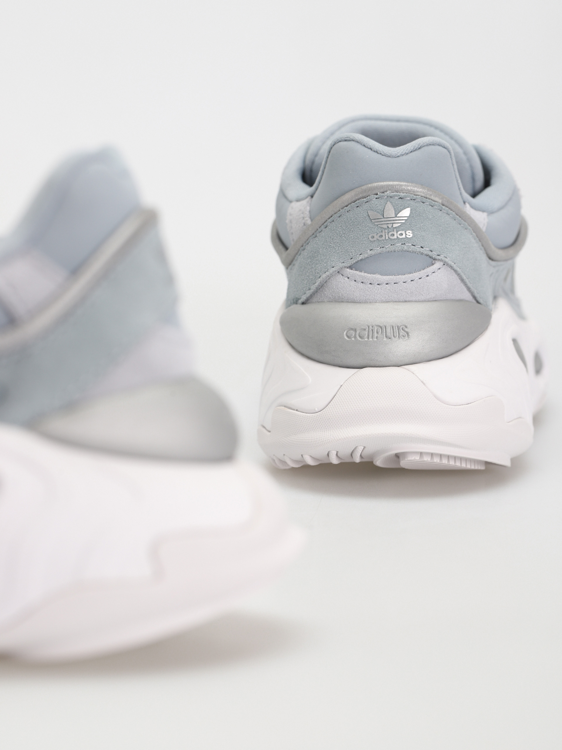 Buty adidas Originals Oznova (lgtgre/lgtgre/dshgry)