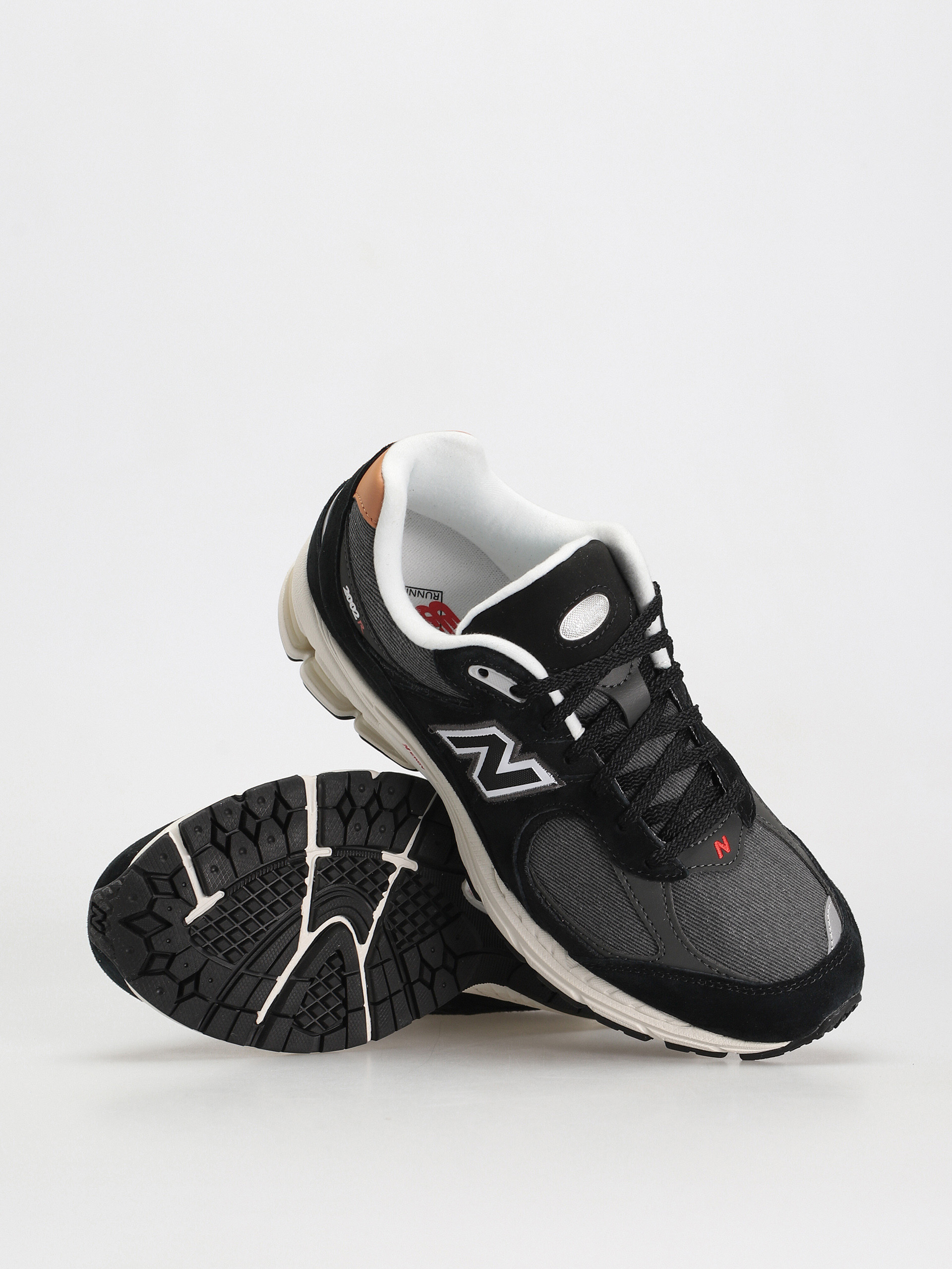 Buty New Balance 2002R (black)
