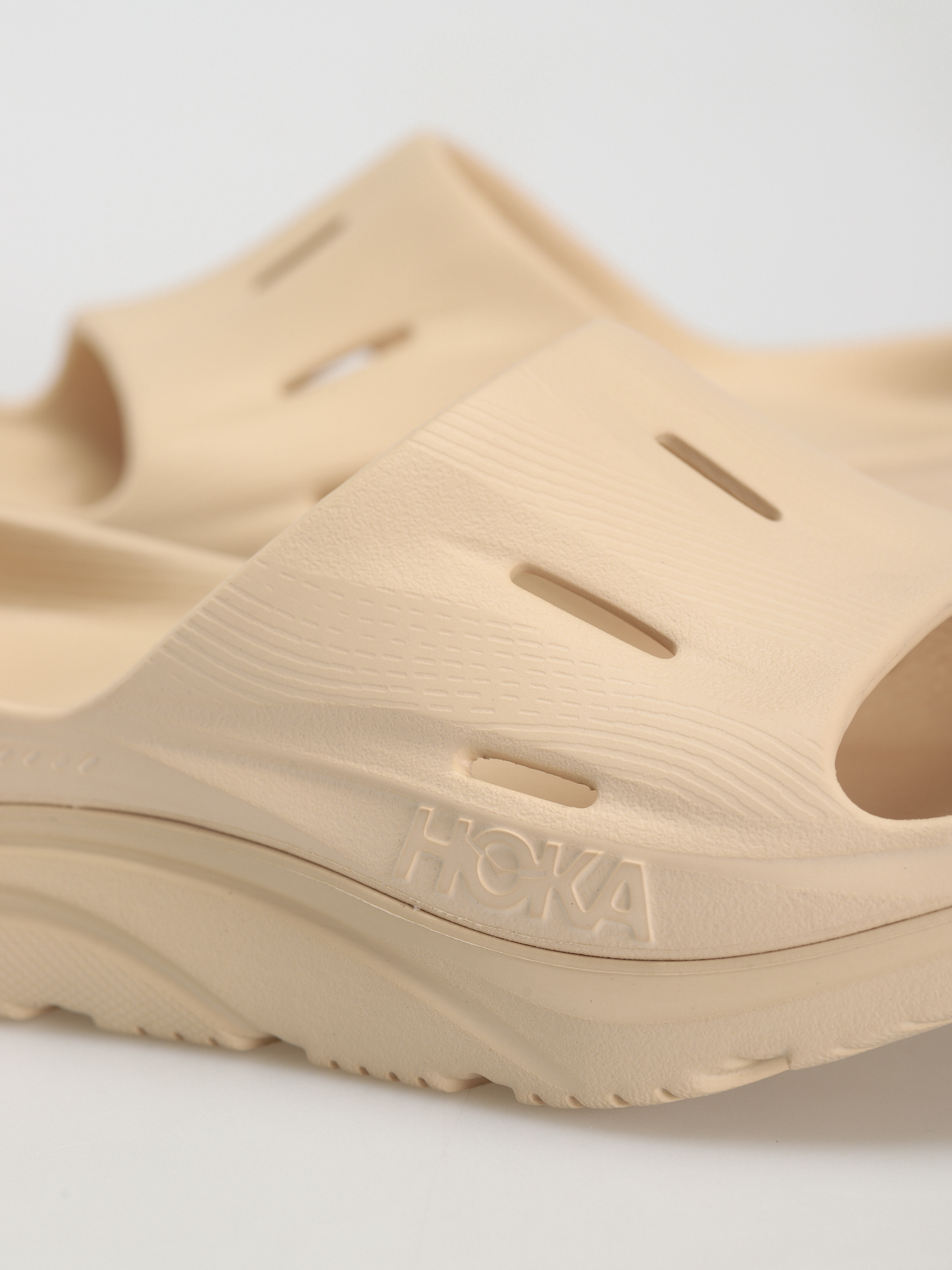 Klapki Hoka Ora Recovery Slide 3 (shifting sand/shifting sand)