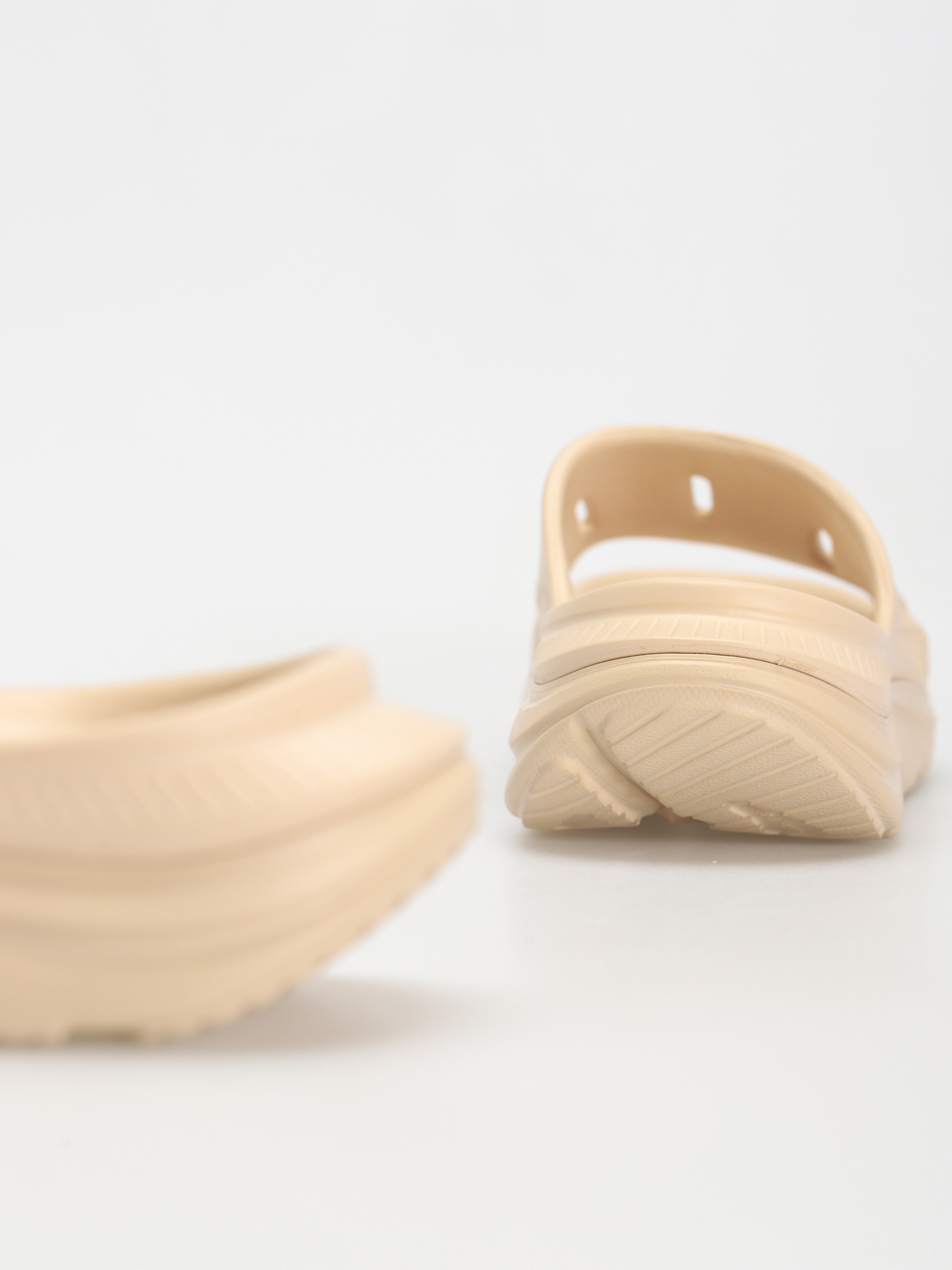 Klapki Hoka Ora Recovery Slide 3 (shifting sand/shifting sand)