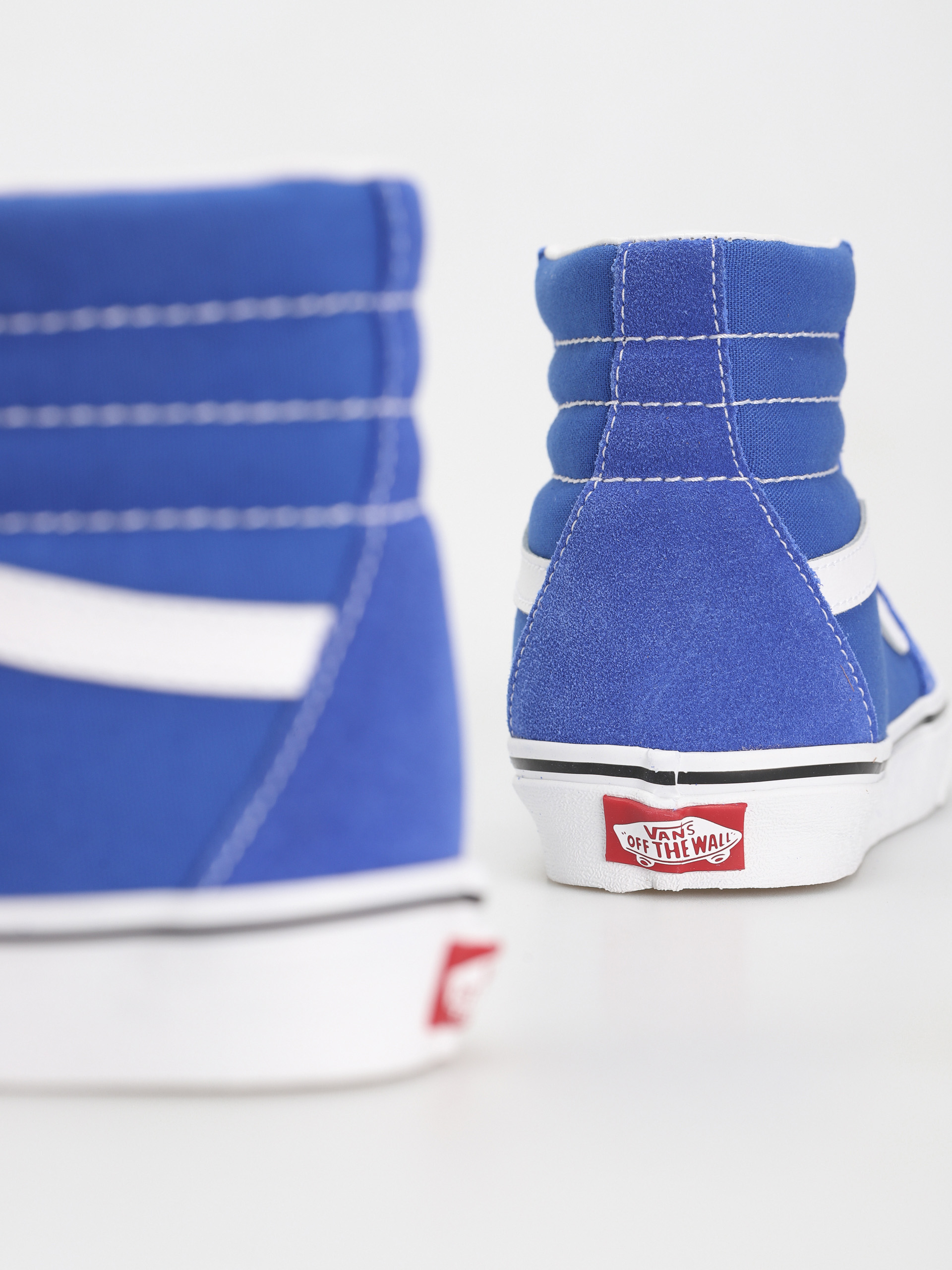 Buty Vans Sk8 Hi (color theory dazzling blue)