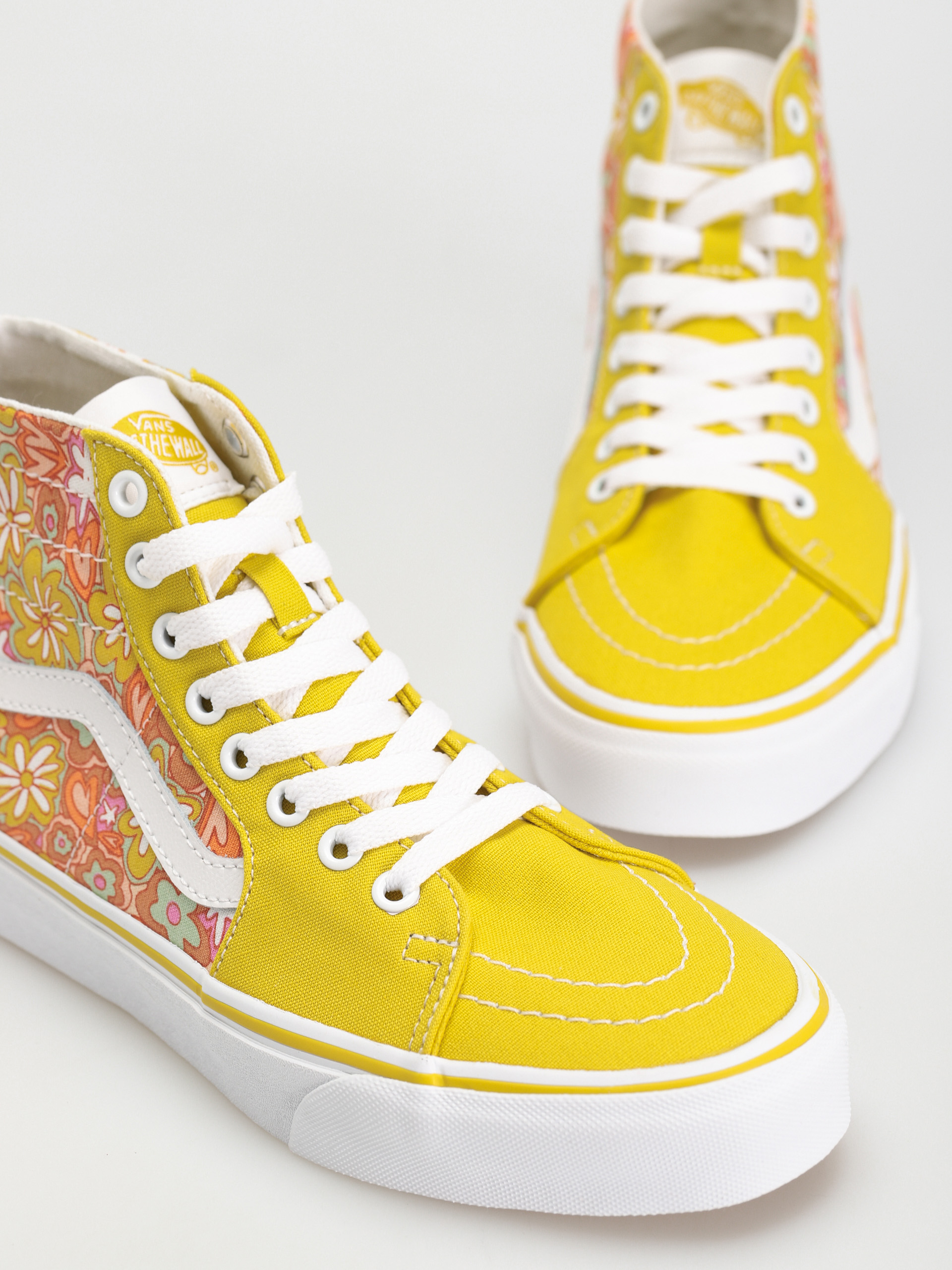 Buty Vans Sk8 Hi Tapered Wmn (psychedelic resort passion fruit)