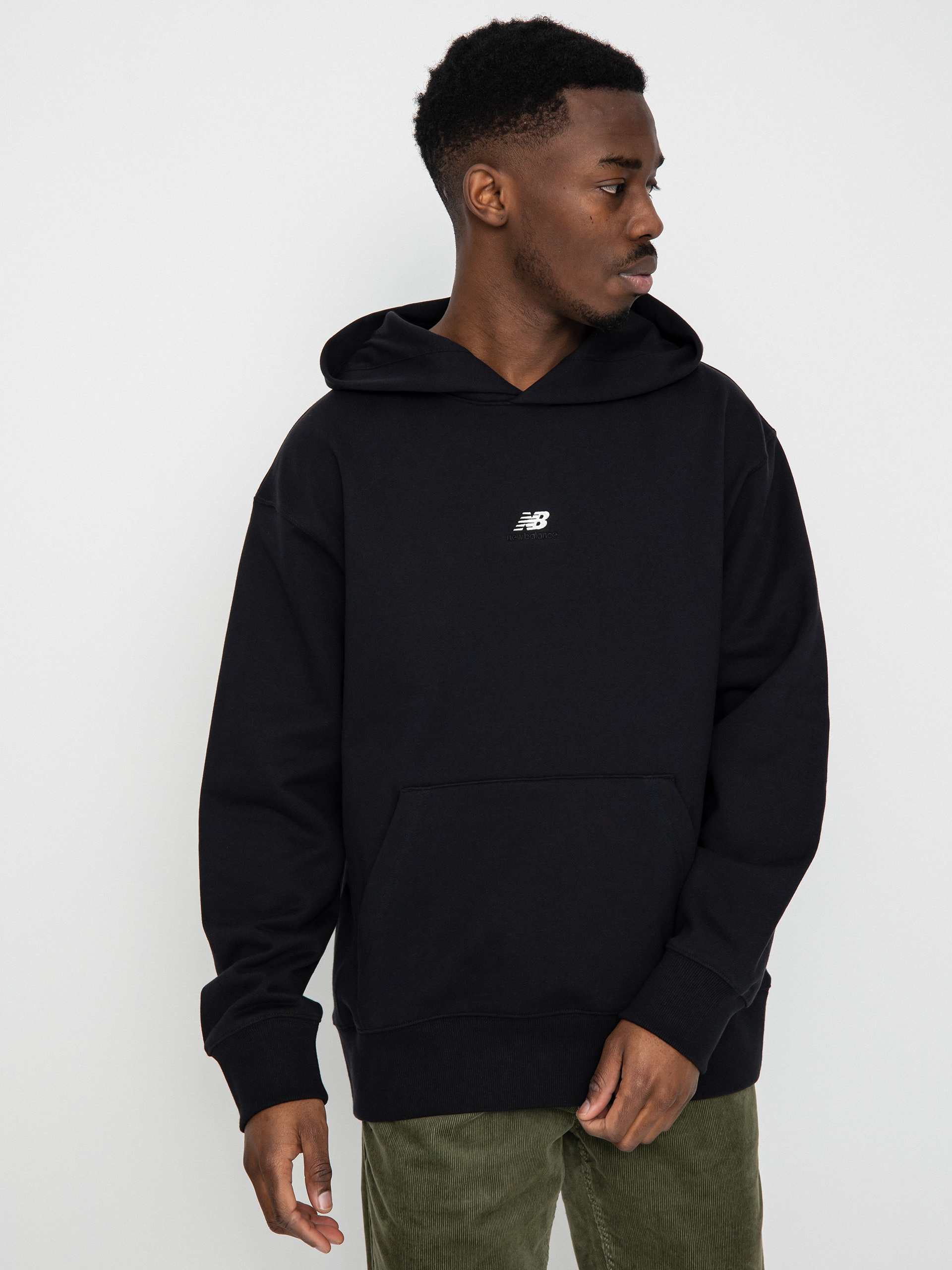 Bluza z kapturem New Balance Athletics Remastered Graphic HD (black)