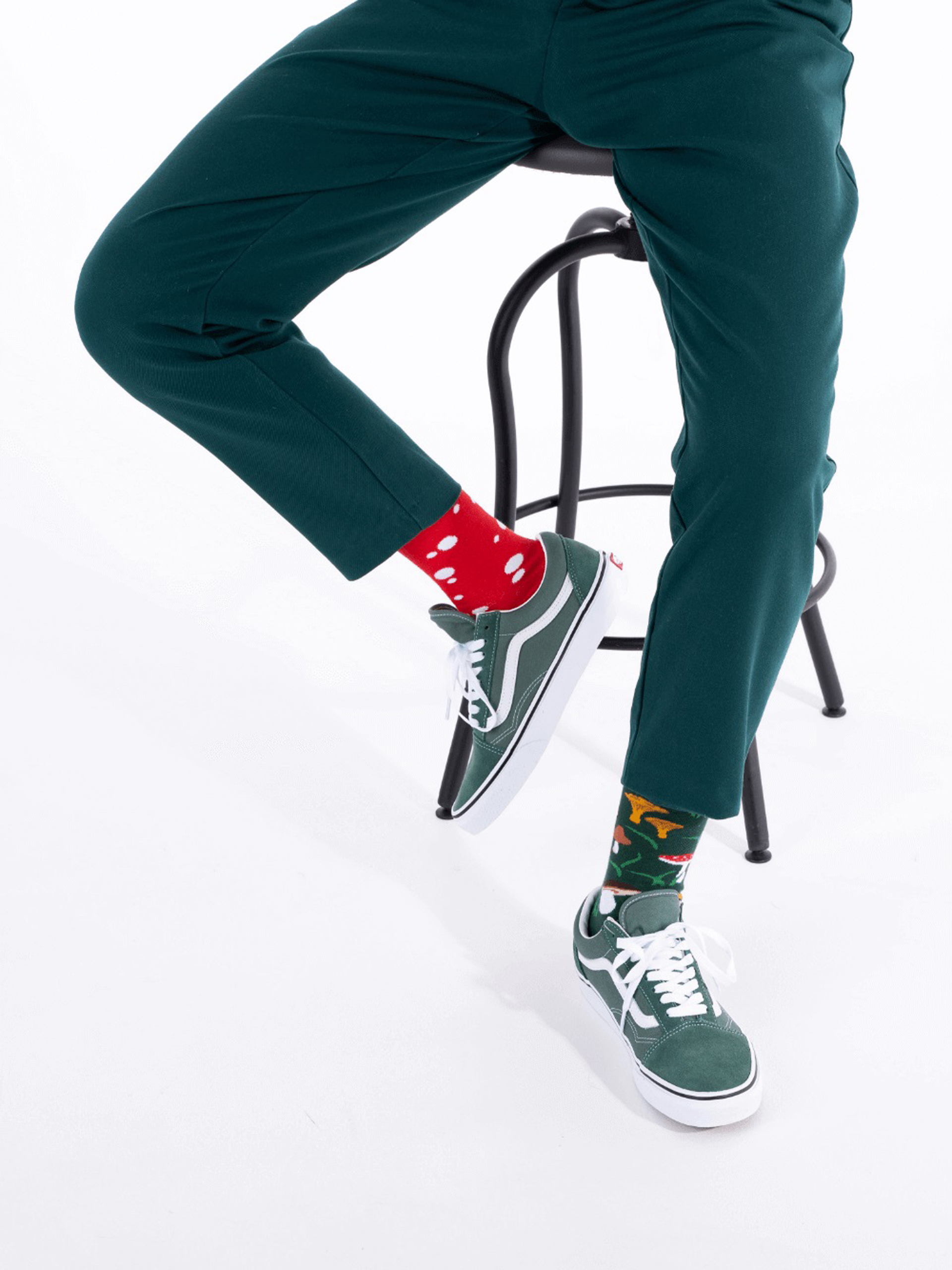 Skarpetki Many Mornings Meet The Shrooms (green/red)