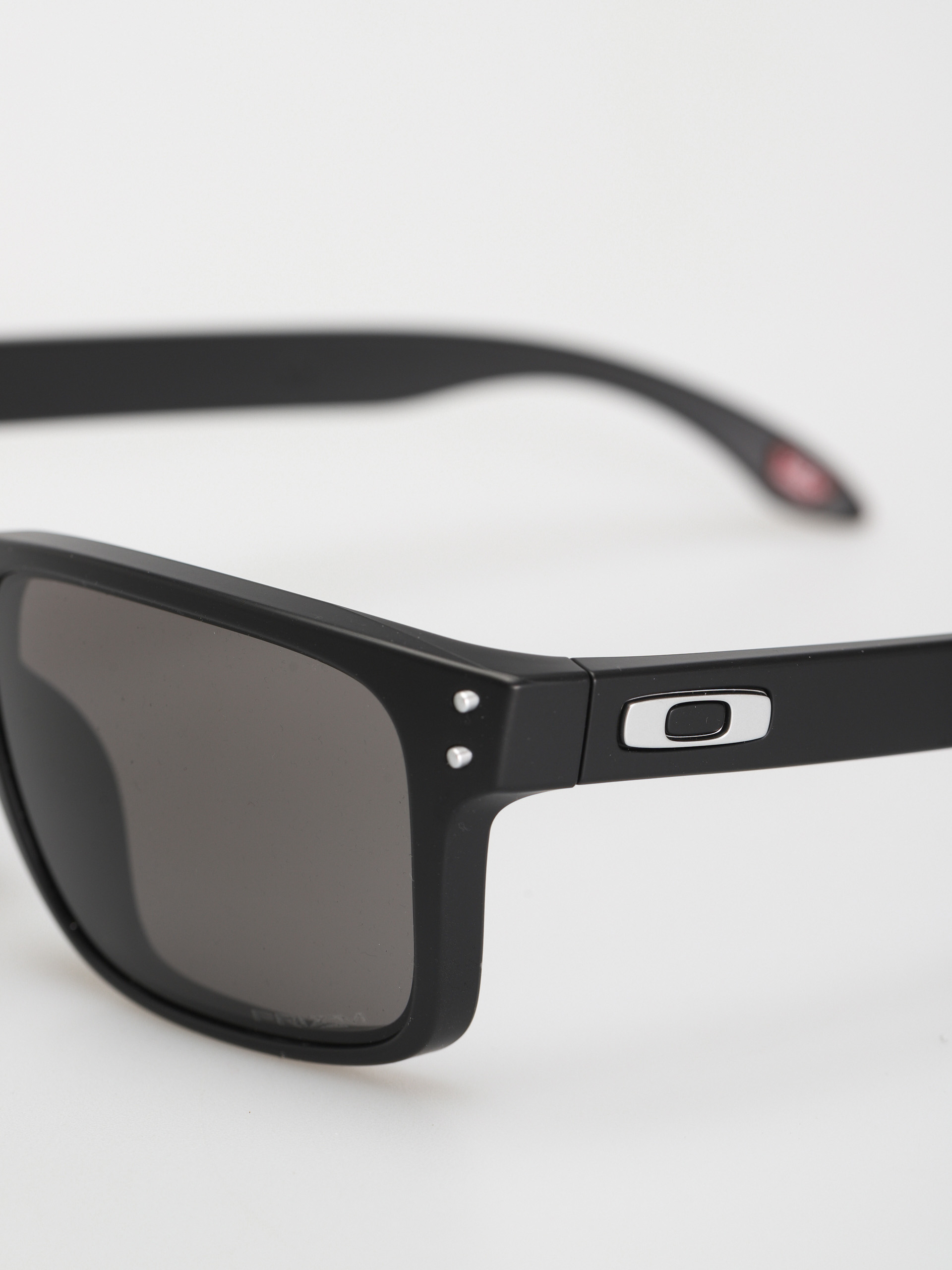 Okulary przeciwsłoneczne Oakley Holbrook (matte black/prizm grey)