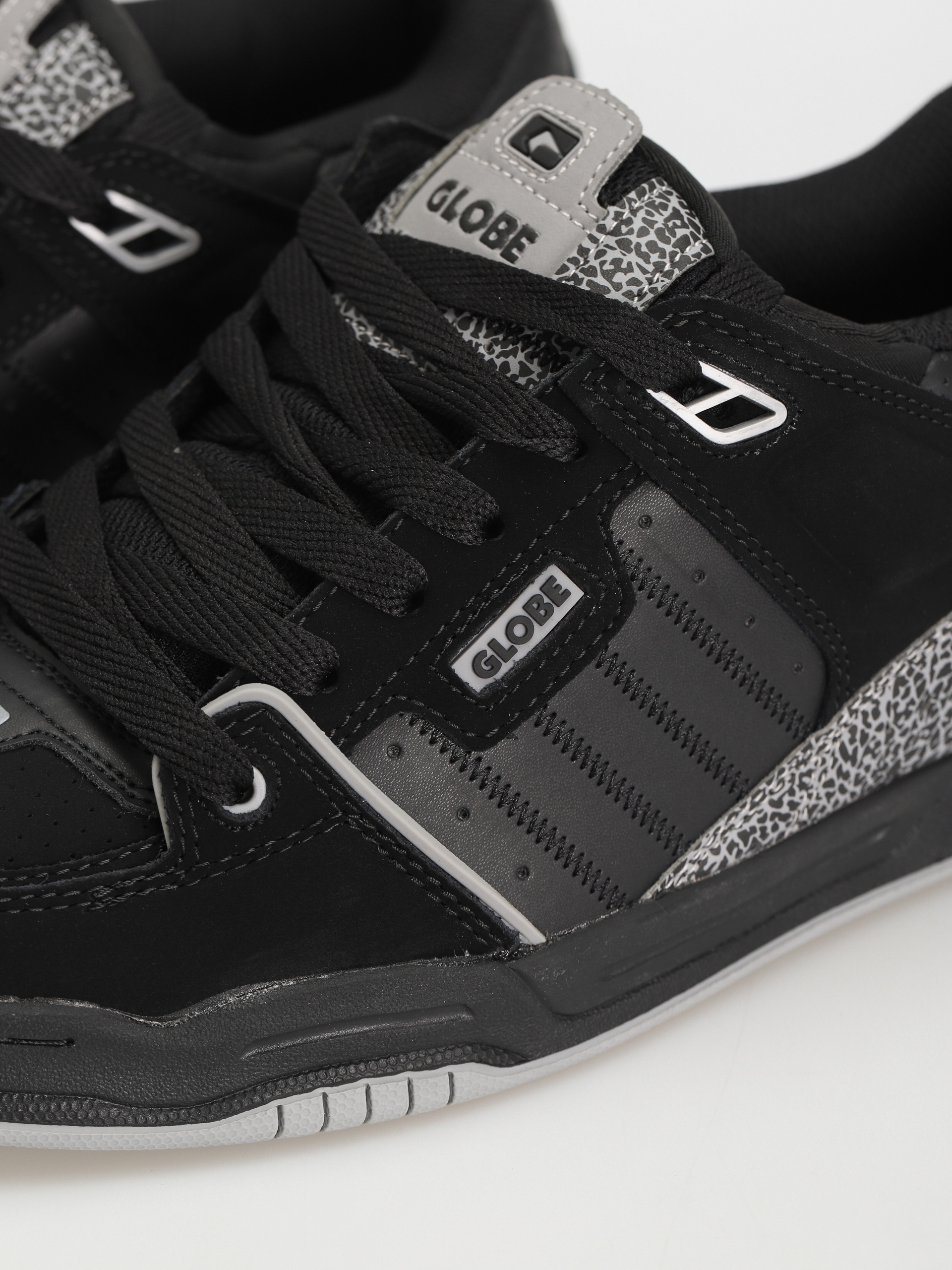 Buty Globe Fusion (black/grey stipple)