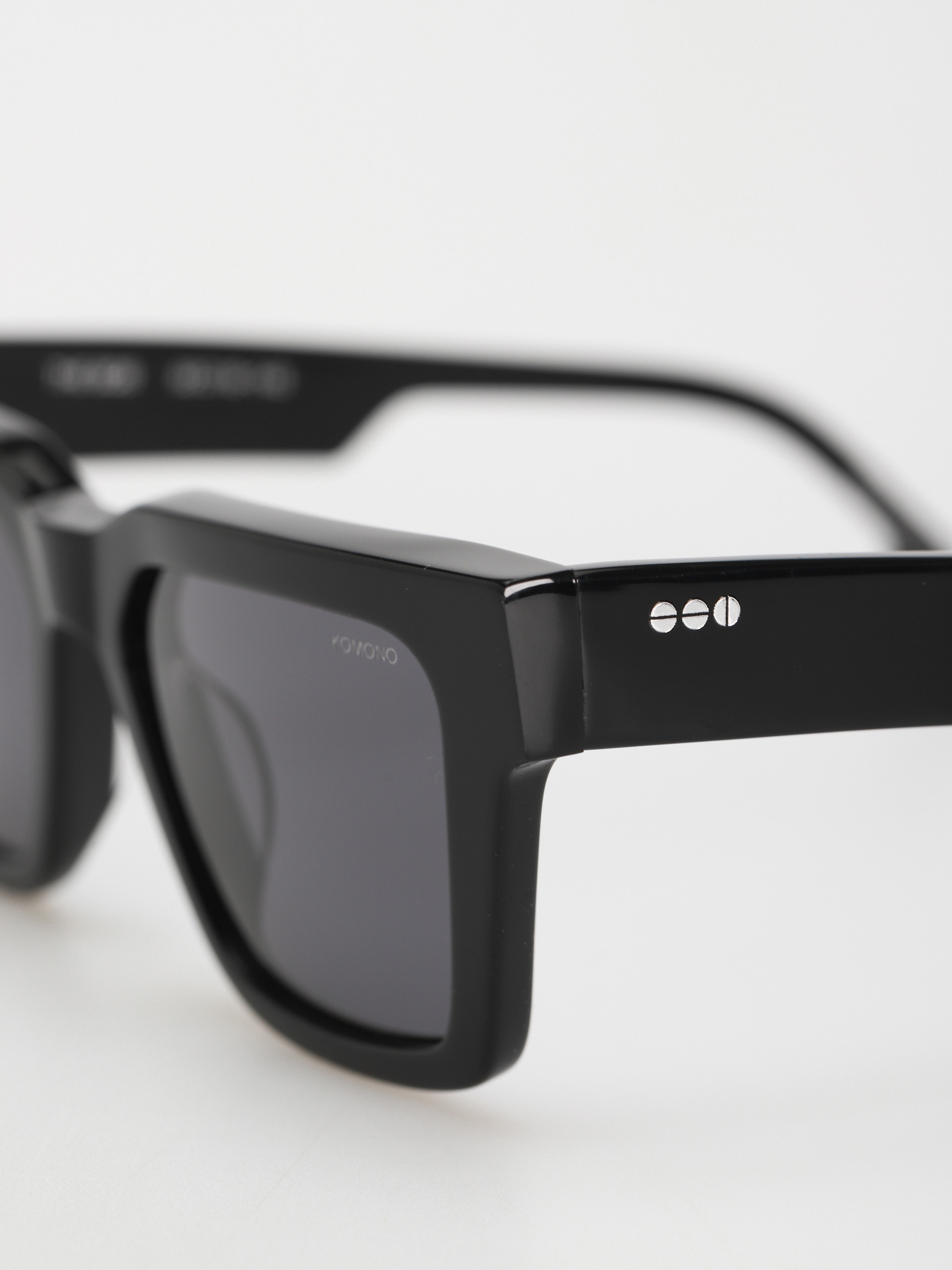 Okulary przeciwsłoneczne Komono Bob (black)