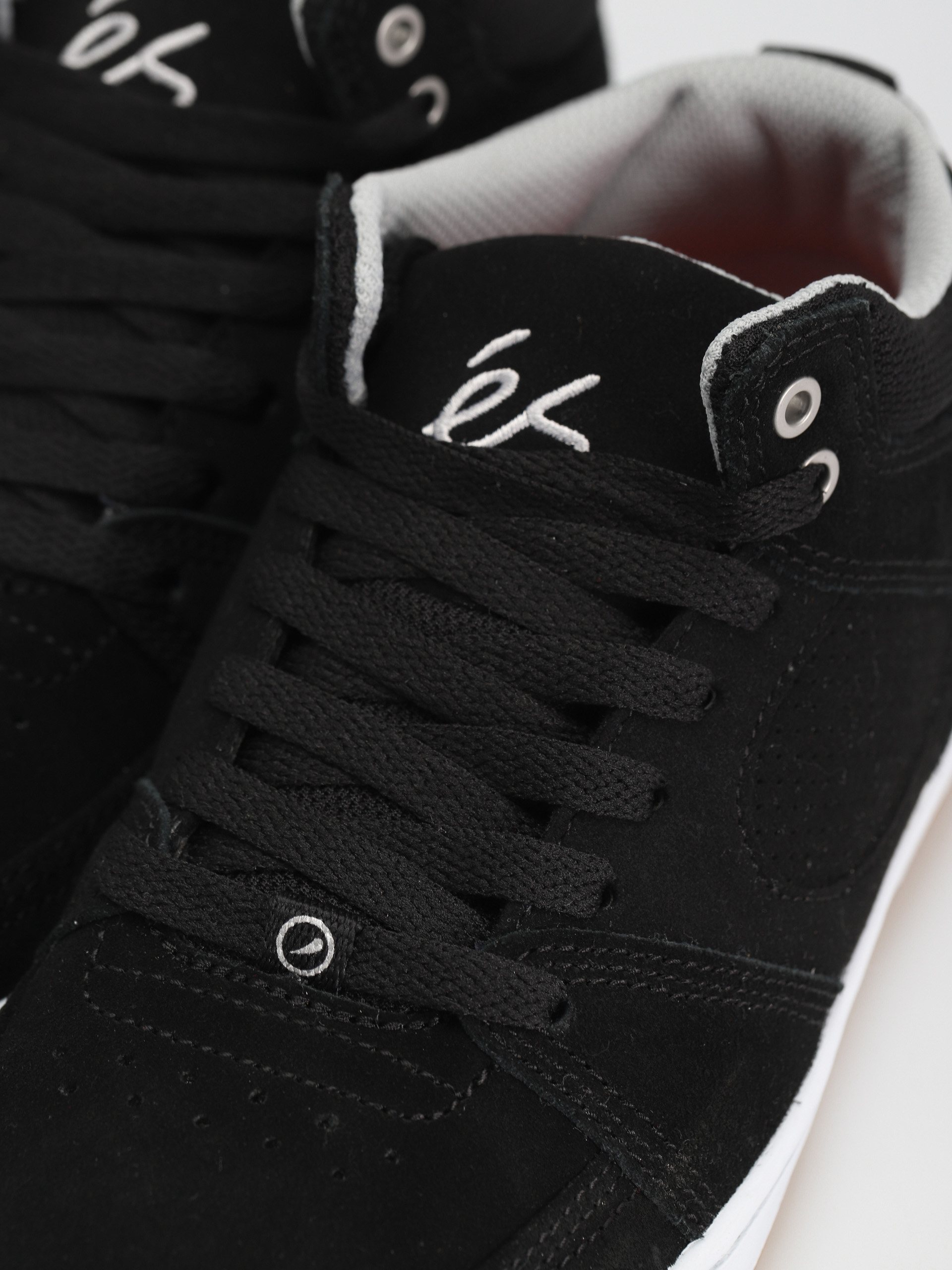 Buty eS Accel Slim Mid (black/white/silver)