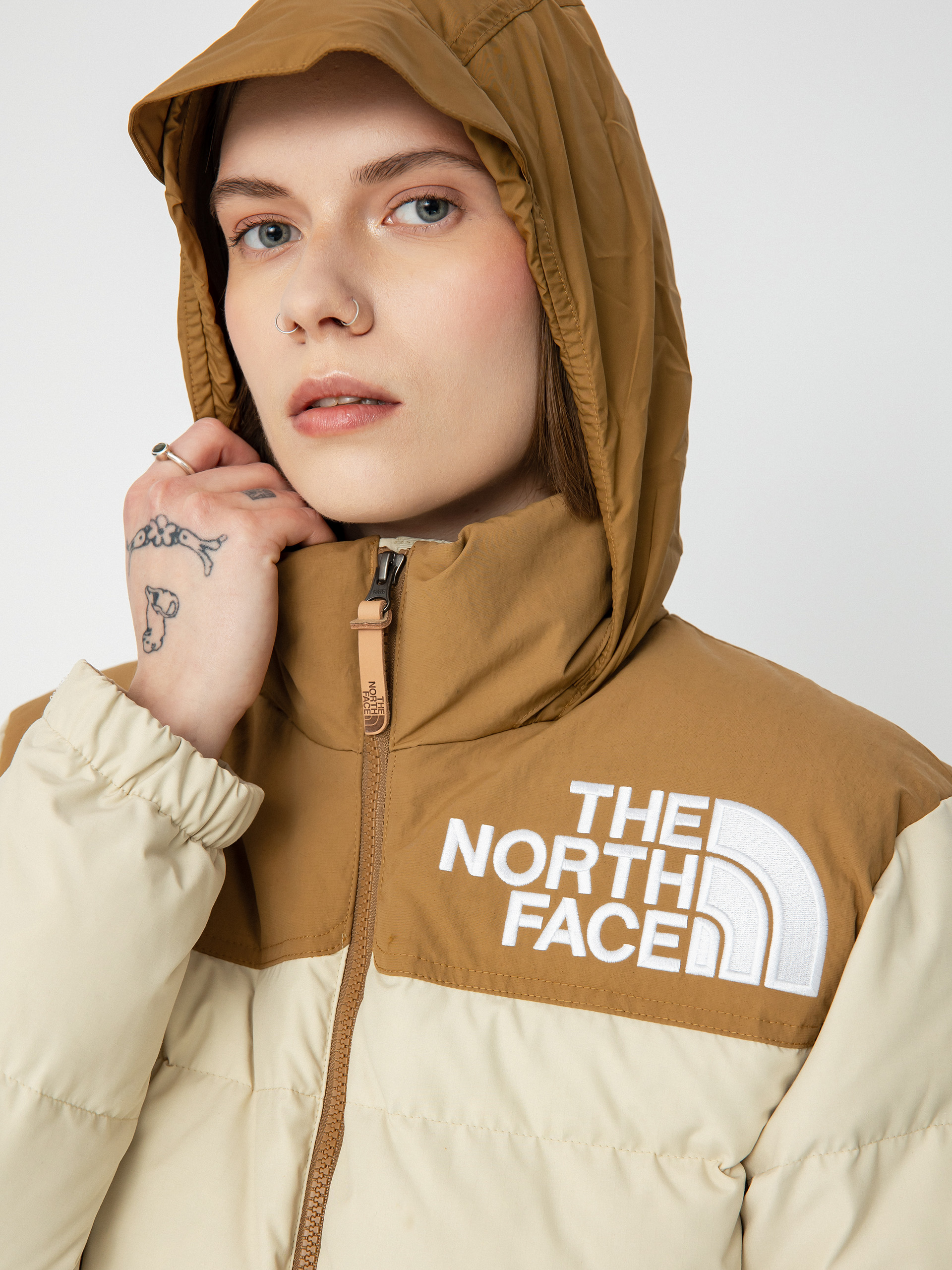 Kurtka The North Face 92 Low-Fi Hi-Tek Nuptse Wmn - brązowy