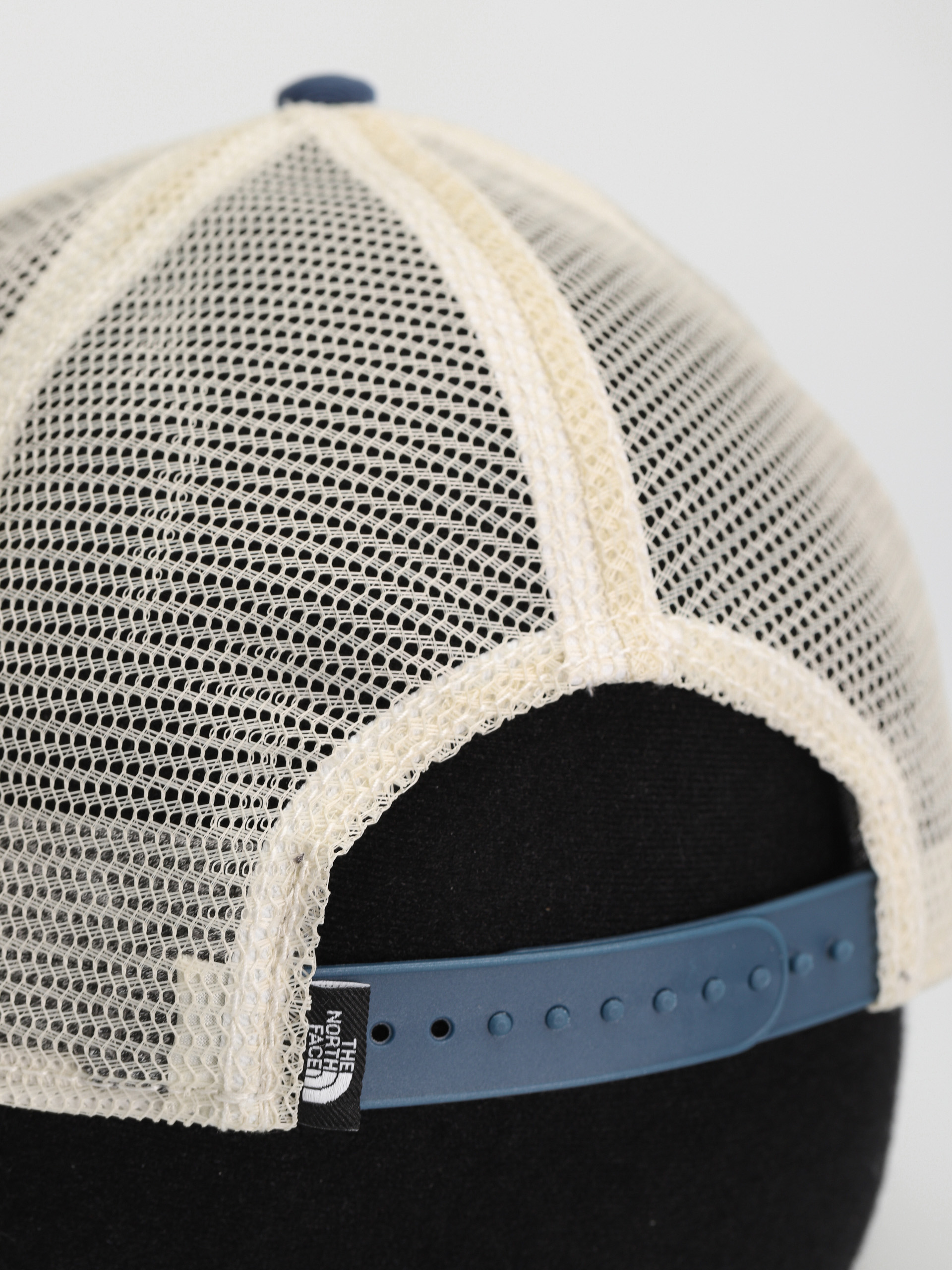 Czapka z daszkiem The North Face Deep Fit Mudder Trucker (shady blue/summit navy)