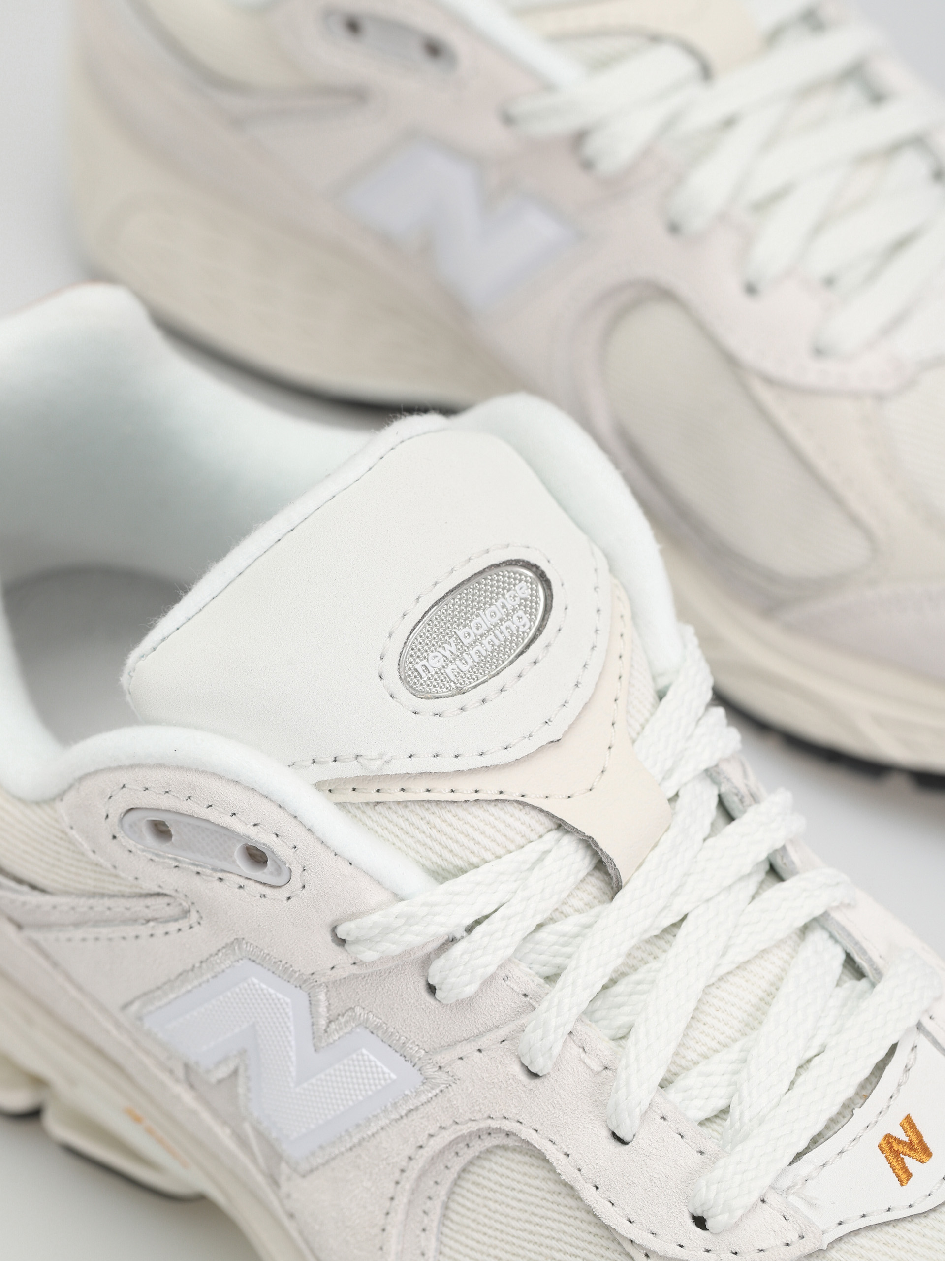 Buty New Balance 2002R (reflection)