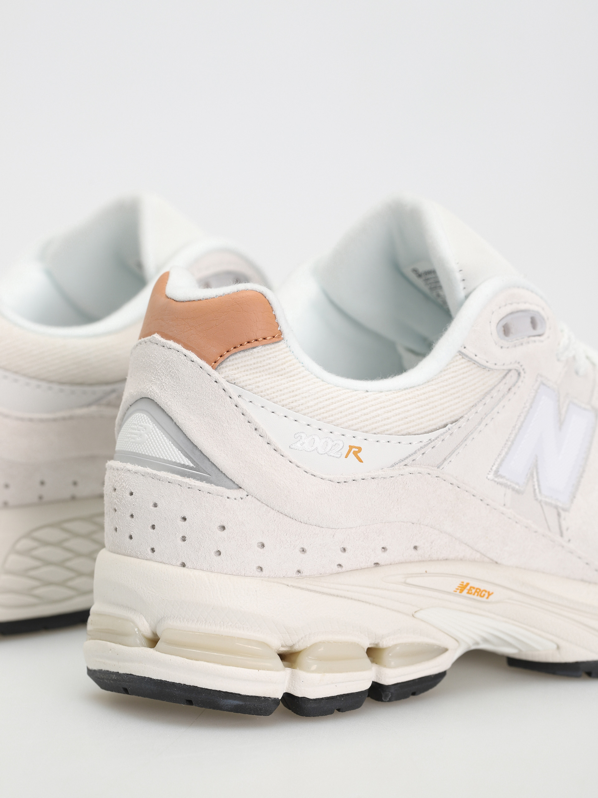 Buty New Balance 2002R (reflection)