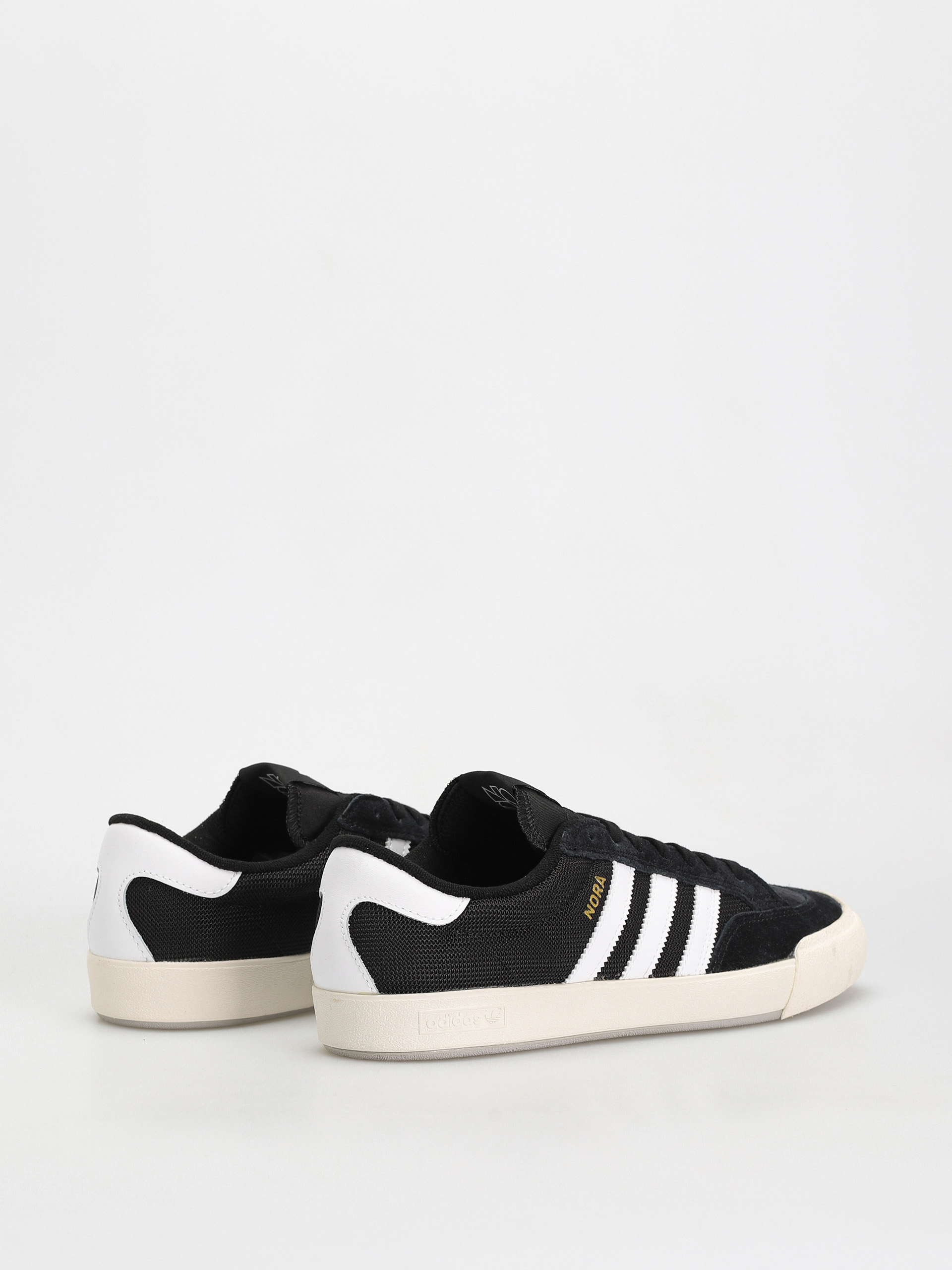 Buty adidas Nora (cblack/ftwwht/gretwo)