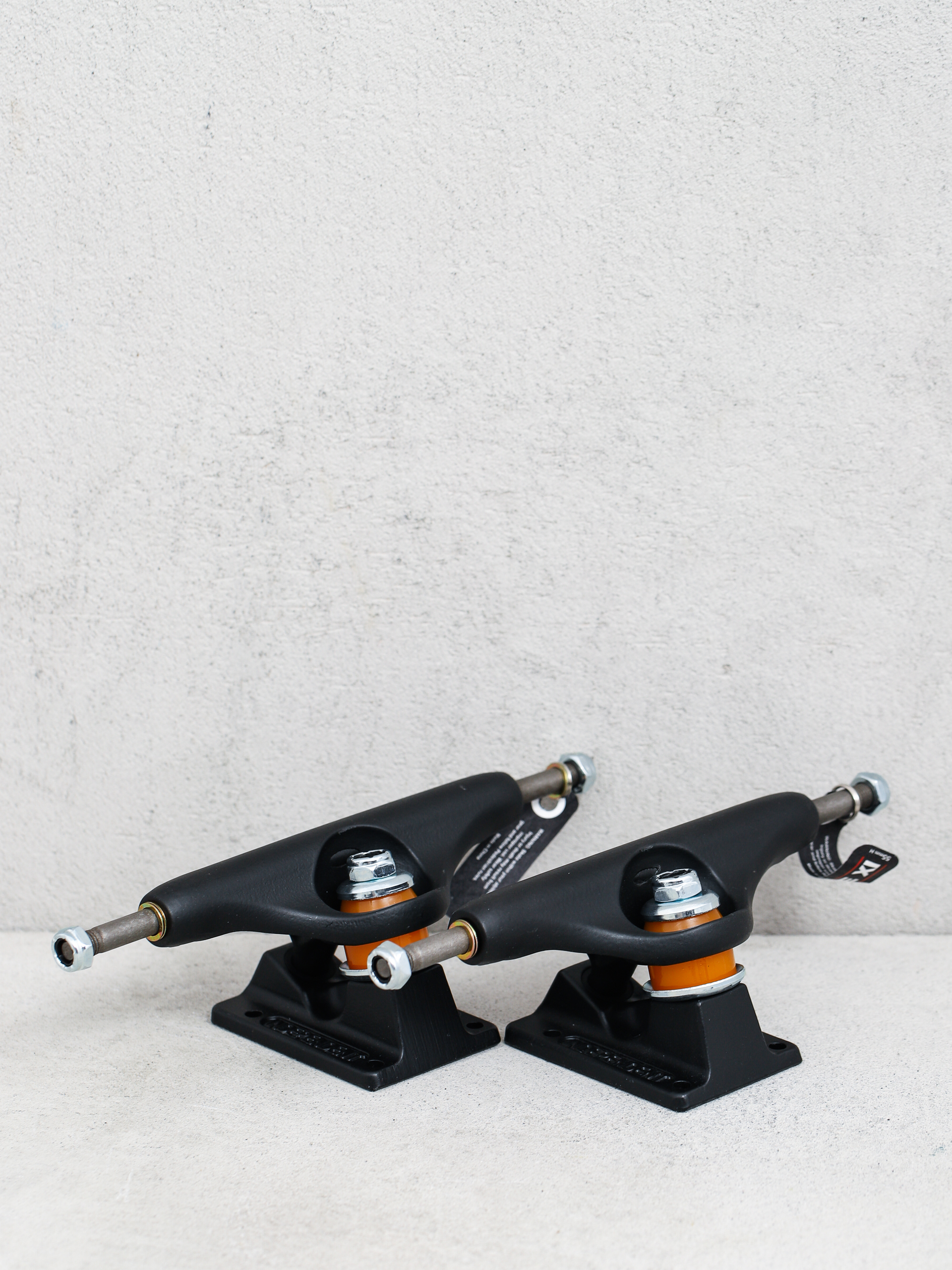 Traki Independent Stage 11 Standard (blackout/w orange)