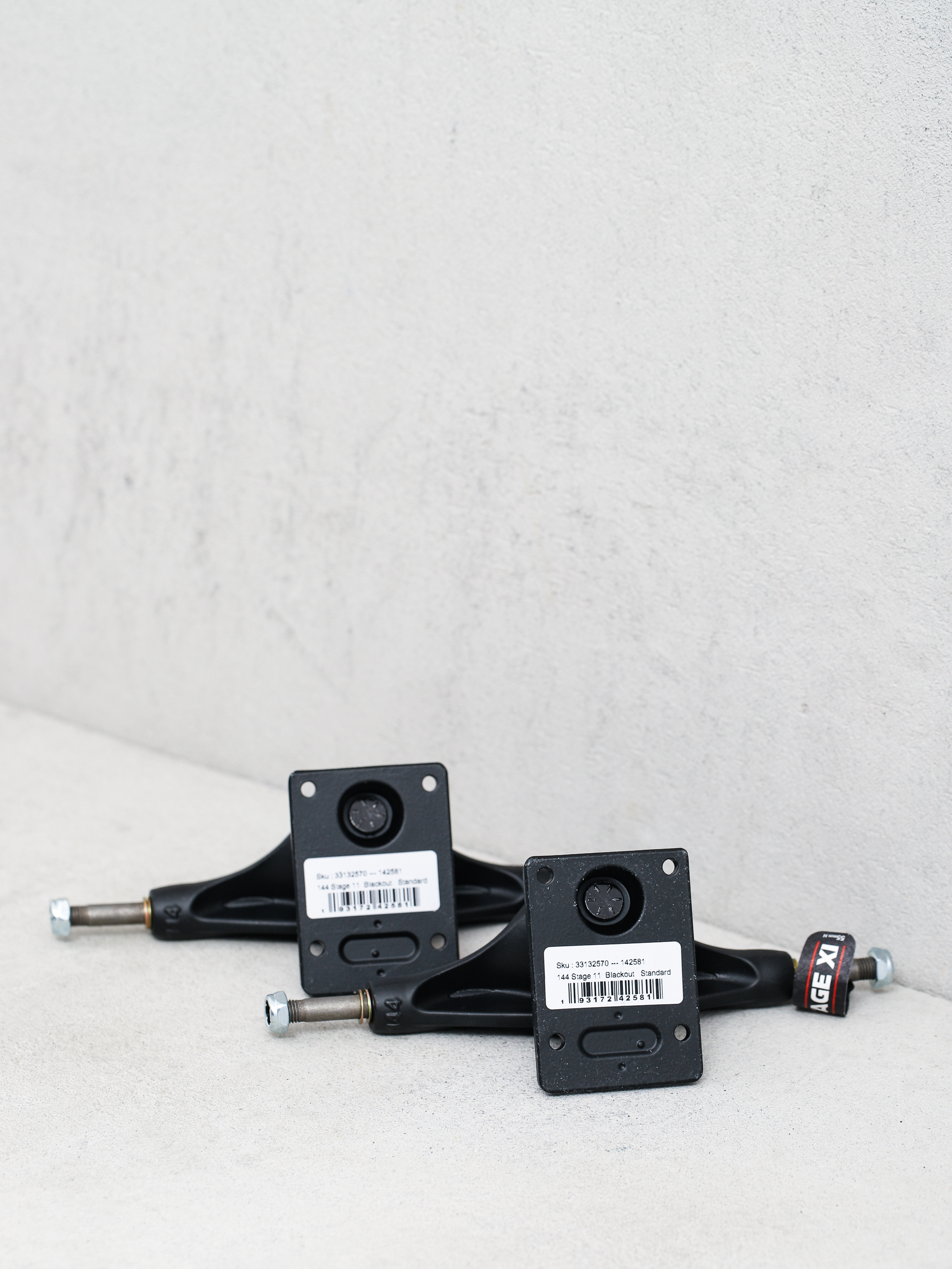 Traki Independent Stage 11 Standard (blackout/w orange)