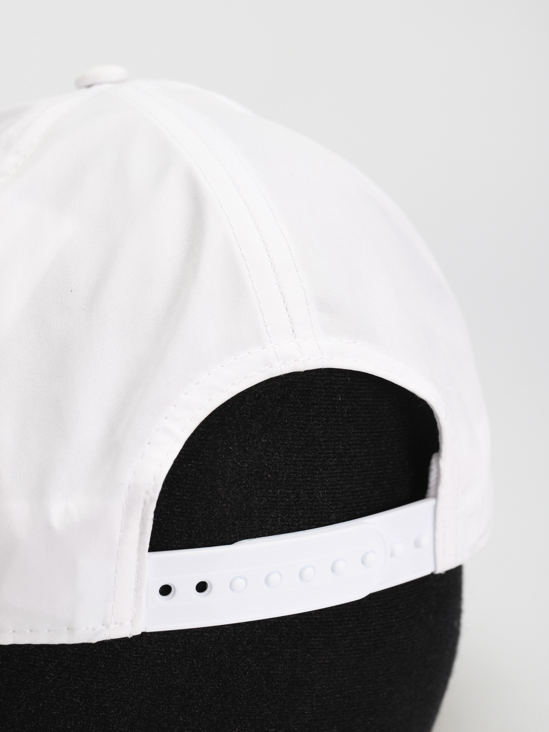 Czapka z daszkiem Ellesse Albo (white)