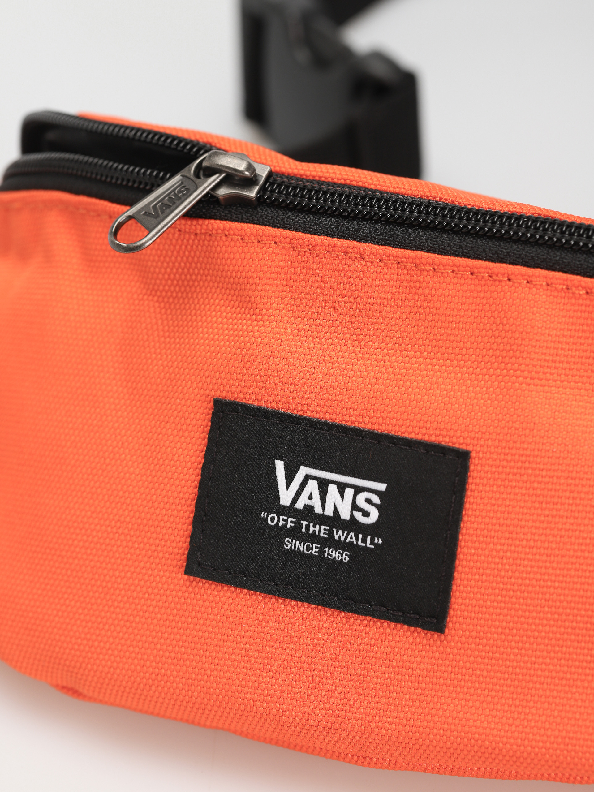 Nerka Vans Mini Ward Cross Body (skate classics scarlet ibis)