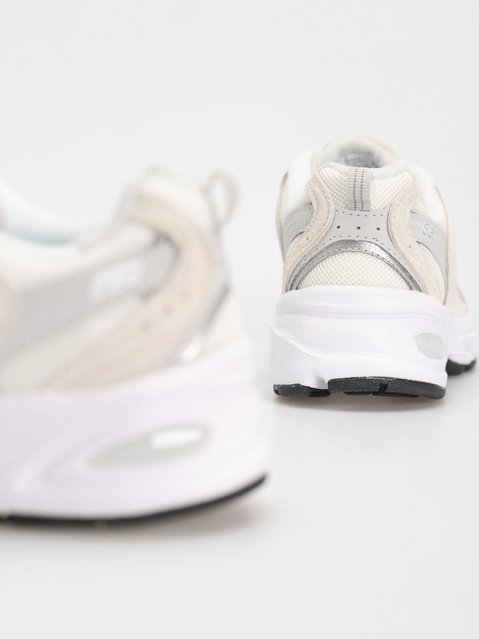 Buty New Balance 530 (sea salt)