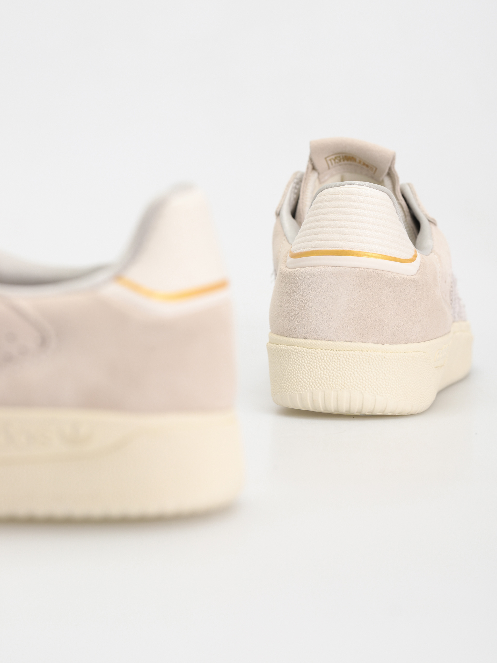 Buty adidas Tyshawn Low (cwhite/greone/cwhite)