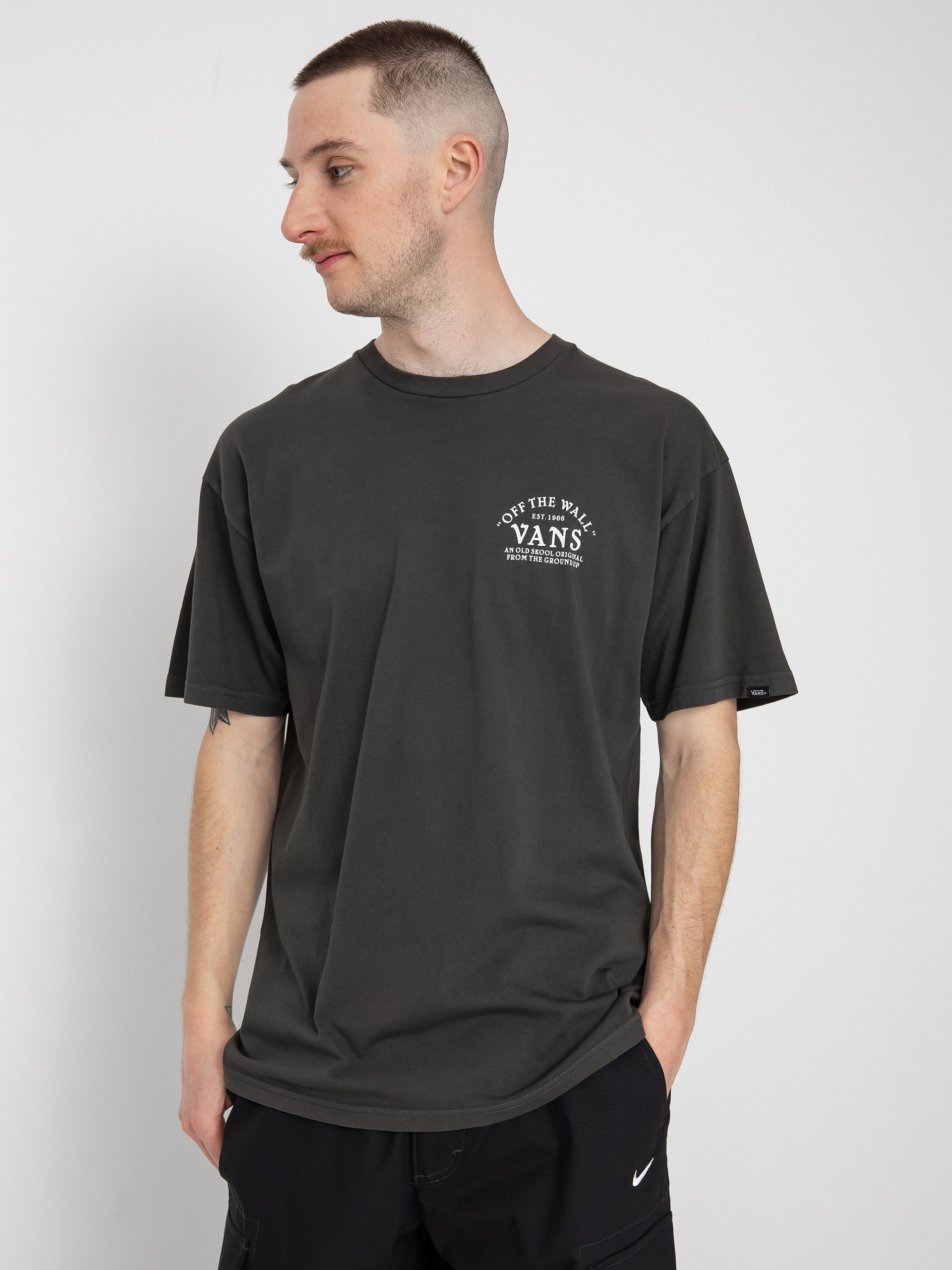 T-shirt Vans Ground Up (black)