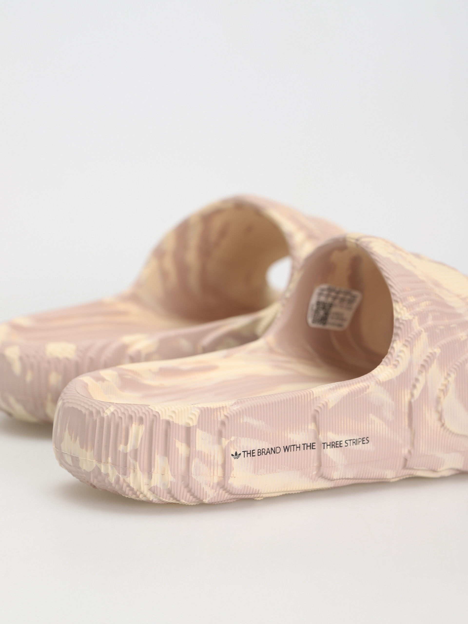 Klapki adidas Originals Adilette 22 (sanstr/wontau/cblack)