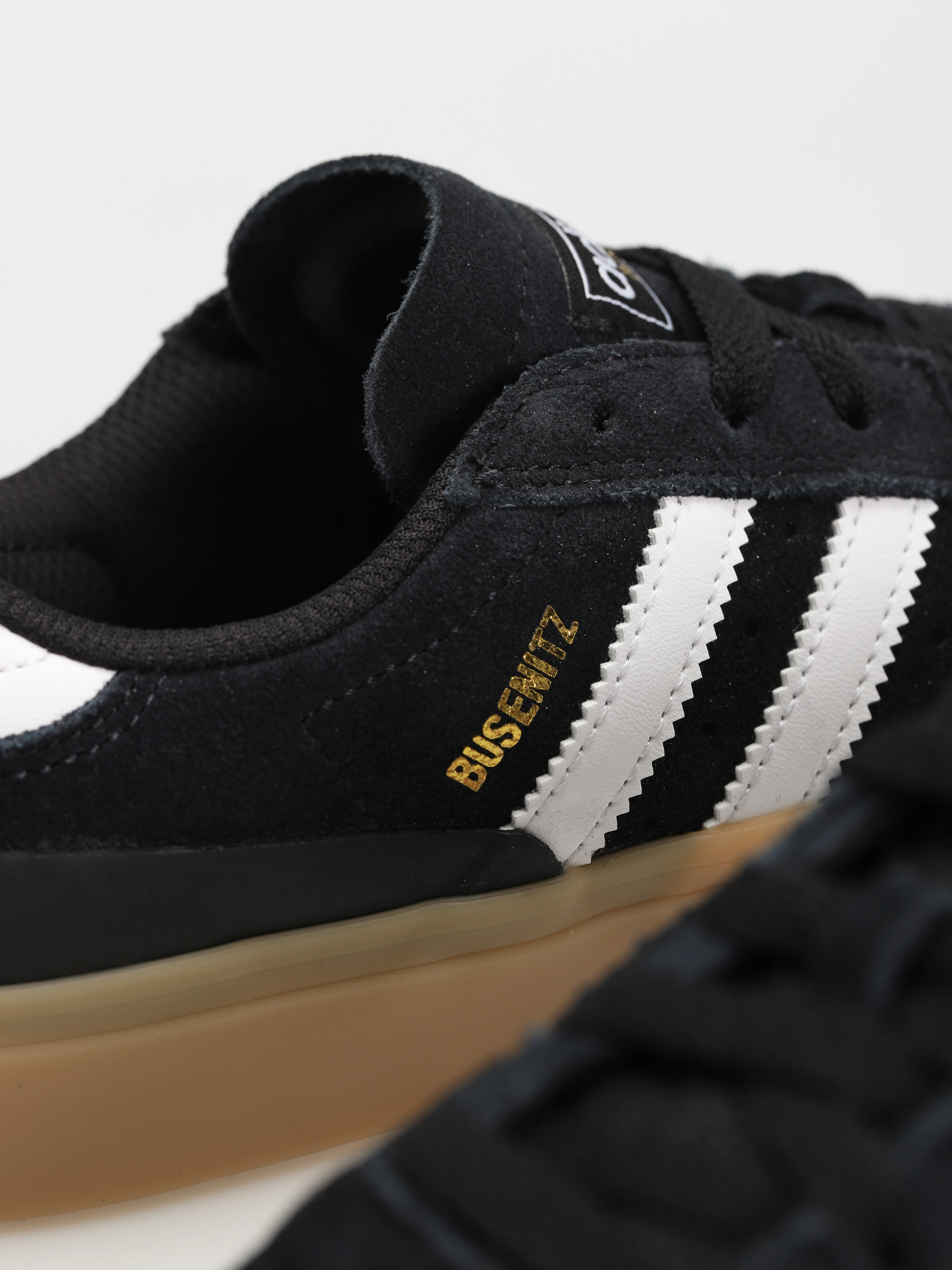 Buty adidas Busenitz Vulc II (cblack/ftwwht/gum3)