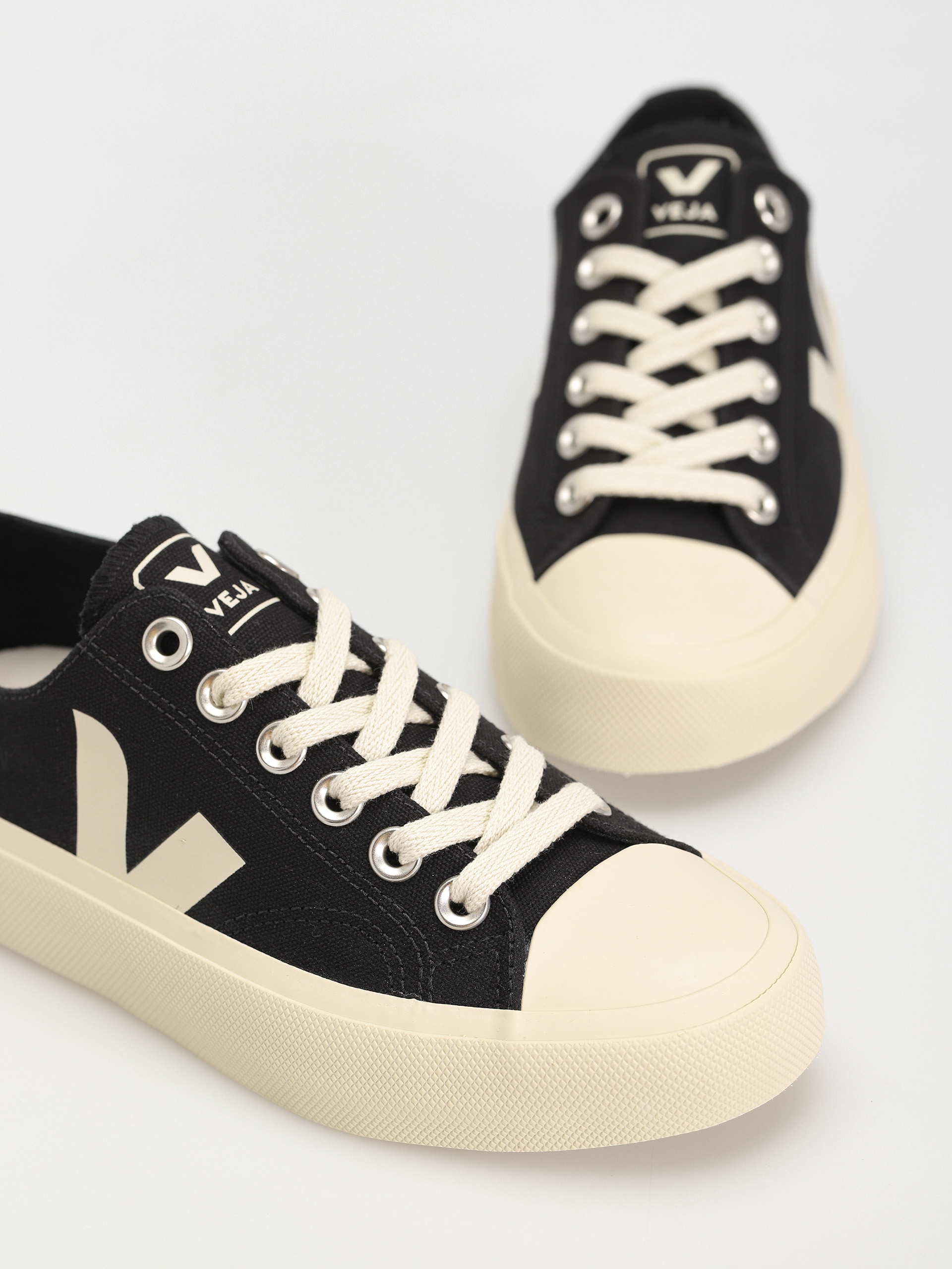 Buty Veja Wata II Low Wmn (black pierre)