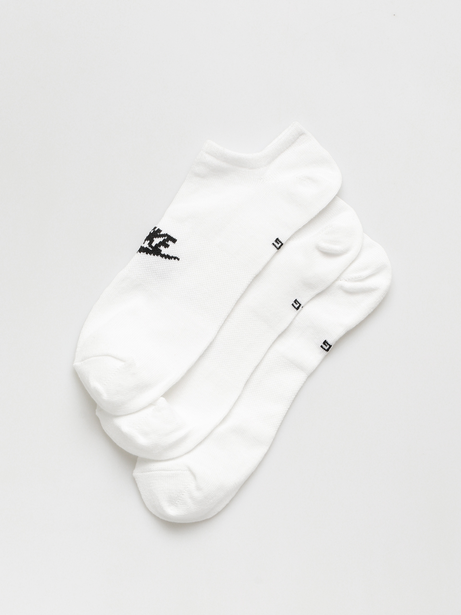 Skarpetki Nike SB Everyday Essential Crew 3pk Bia y white black skarpetki-nike-sb-everyday-essential-crew-3pk-bia-y-white-black