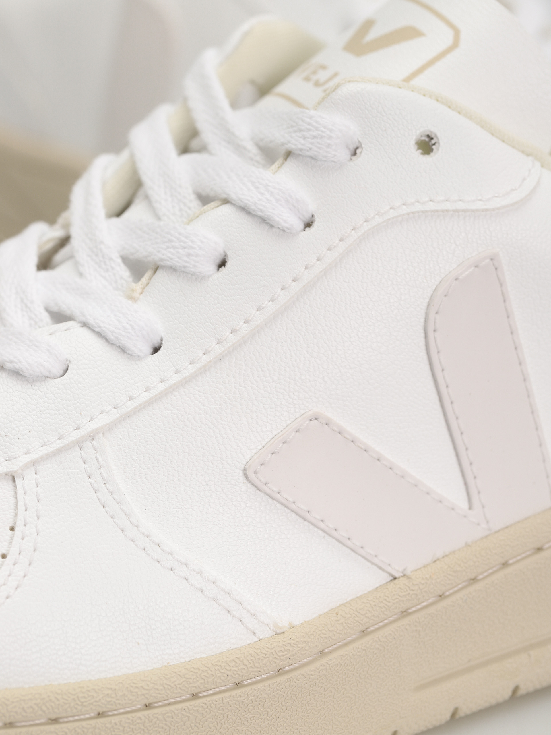 Buty Veja V-10 (full white)