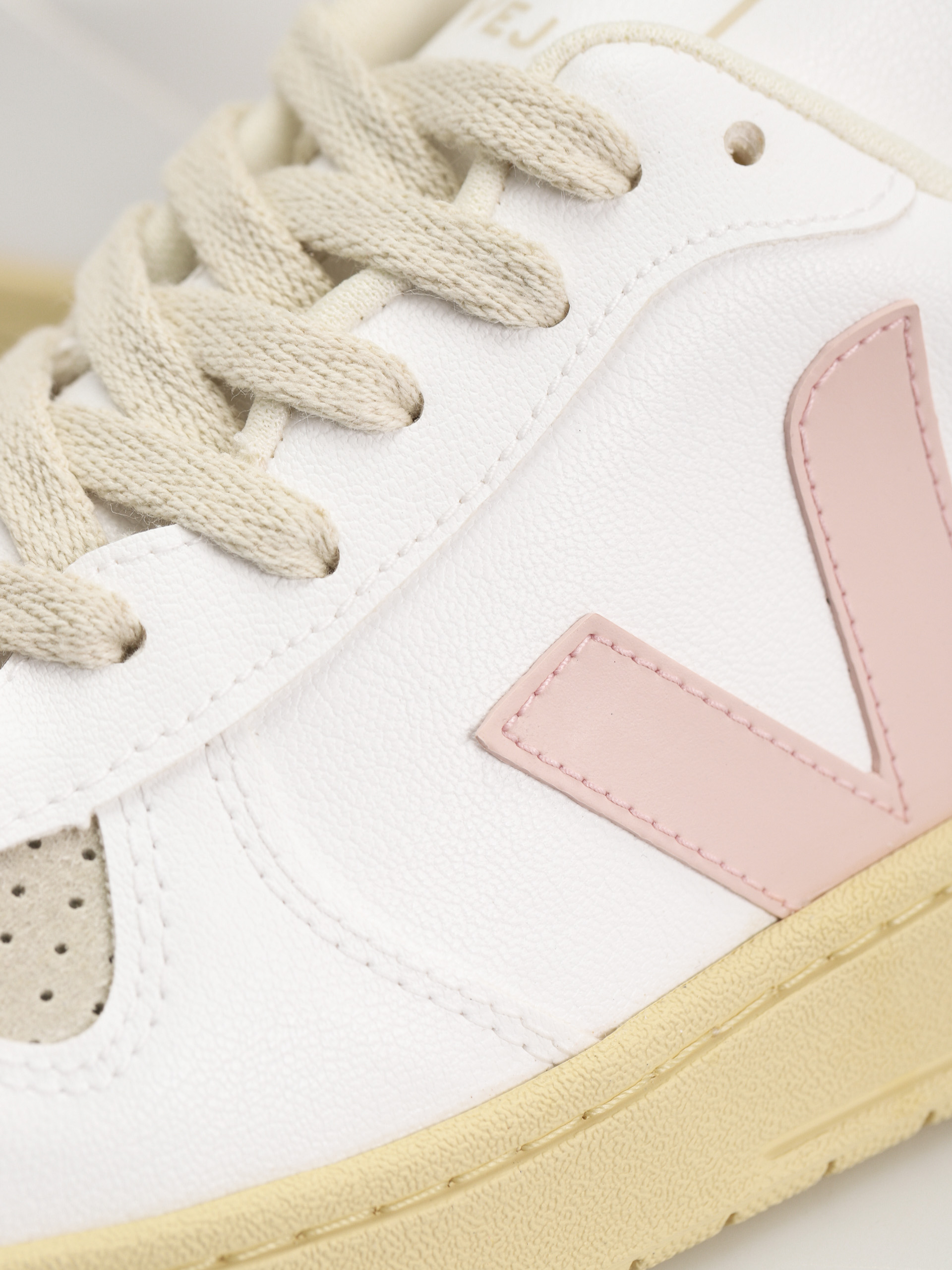 Buty Veja V-10 Wmn (white petale)