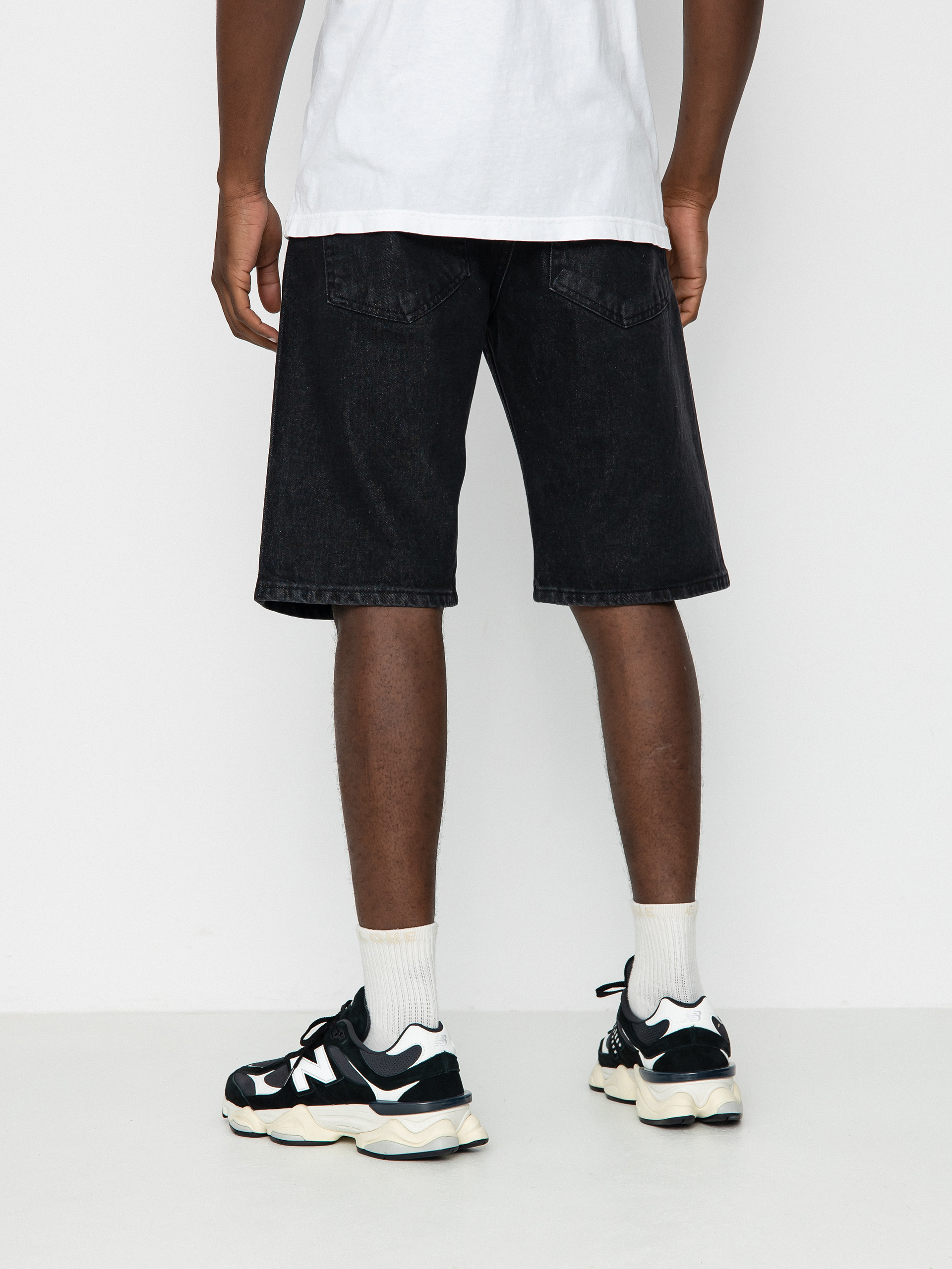 Szorty MassDnm Jeans Signature 2.0 Tapered Fit (black washed)