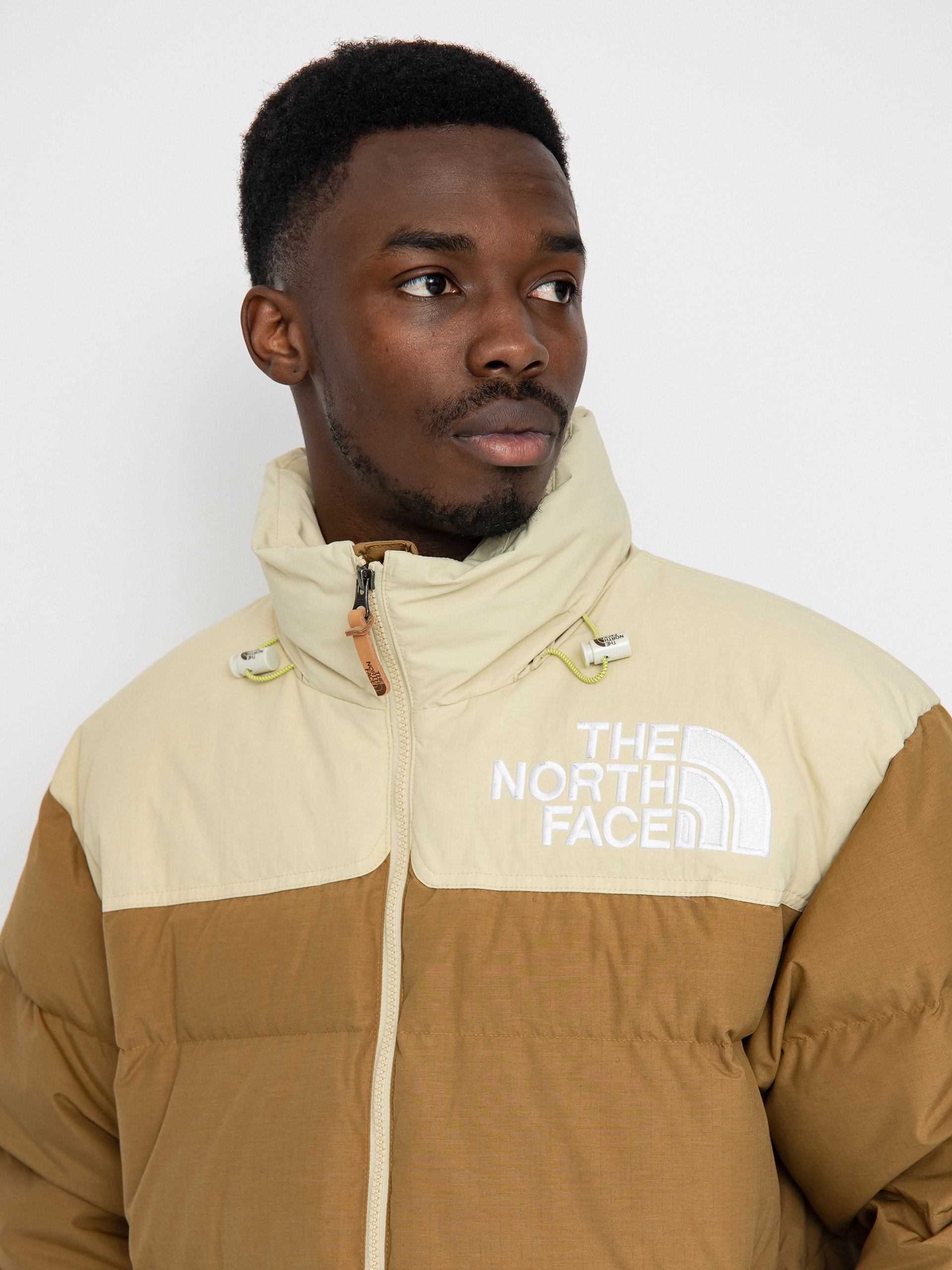 Kurtka The North Face 92 Low-Fi Hi-Tek Nuptse (utility brown/gravel)