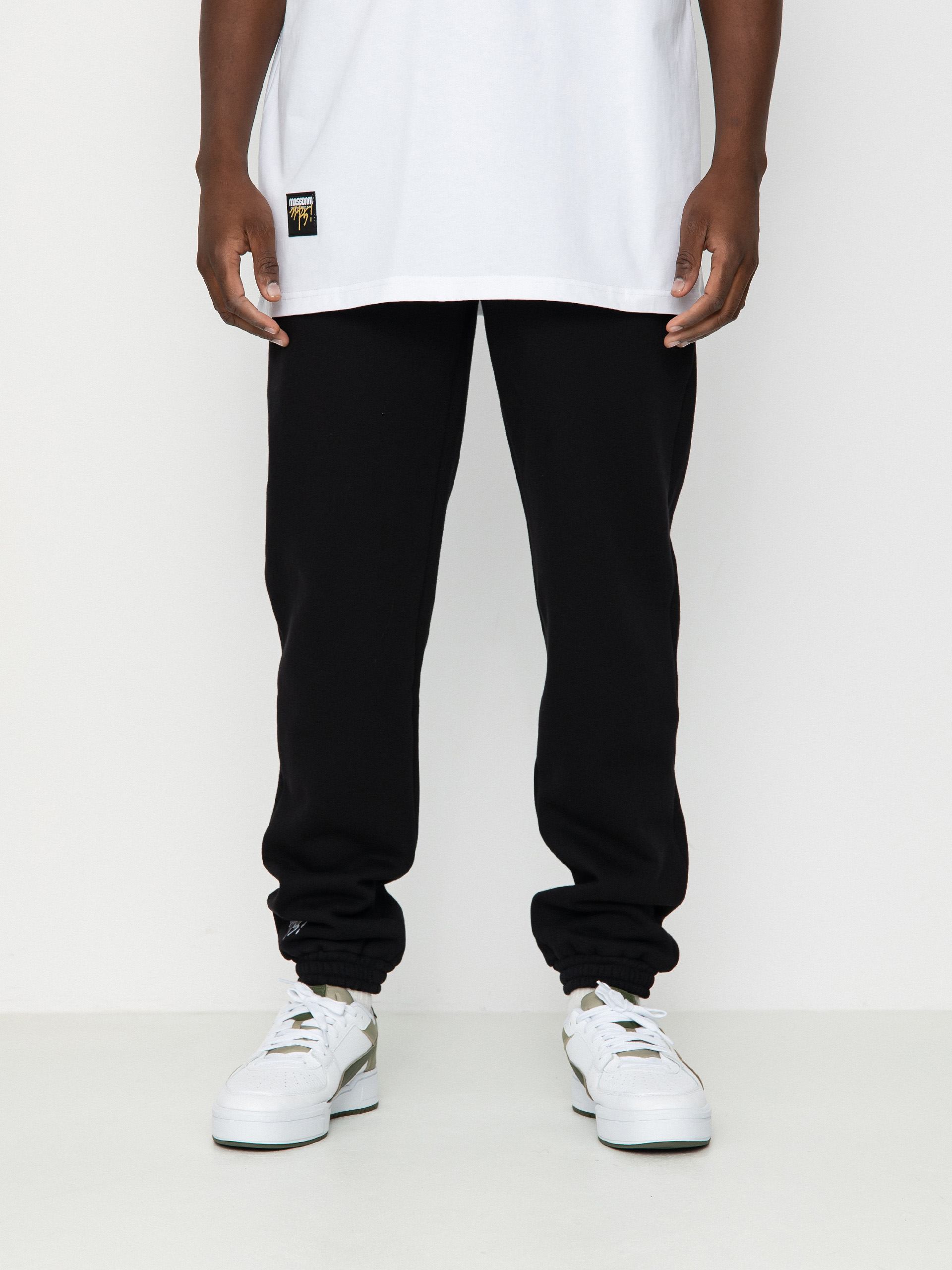 Spodnie MassDnm Signature Patch Sweatpants (black)