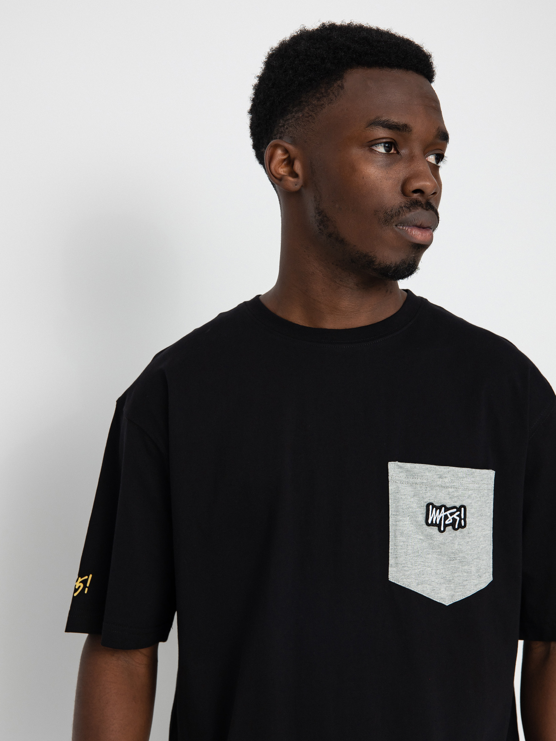 T-shirt MassDnm Signature Patch Pocket (black)