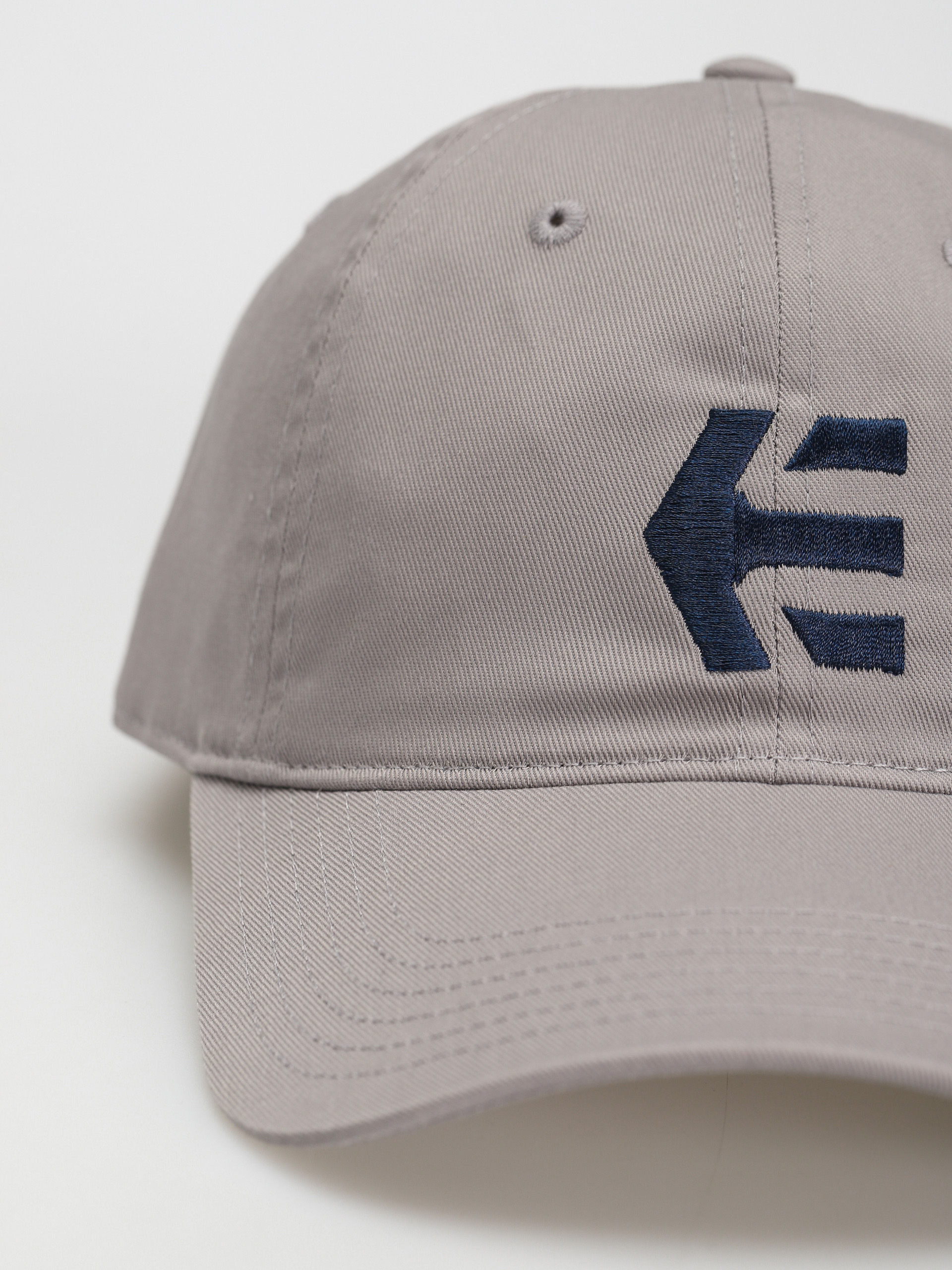 Czapka z daszkiem Etnies Icon Destruct Snapback (light grey/navy)