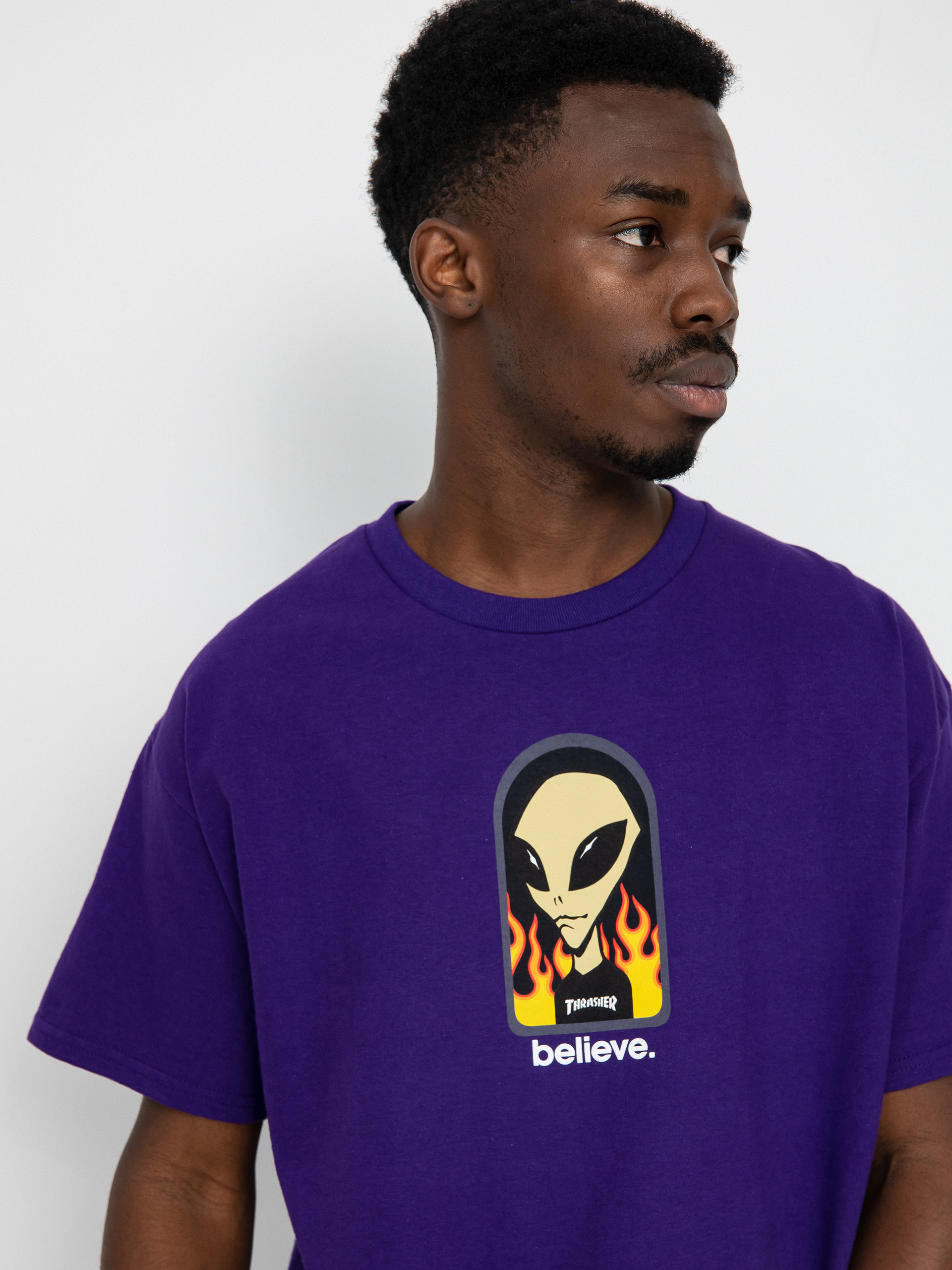 T-shirt Thrasher X Alien Workshop Believe (purple)