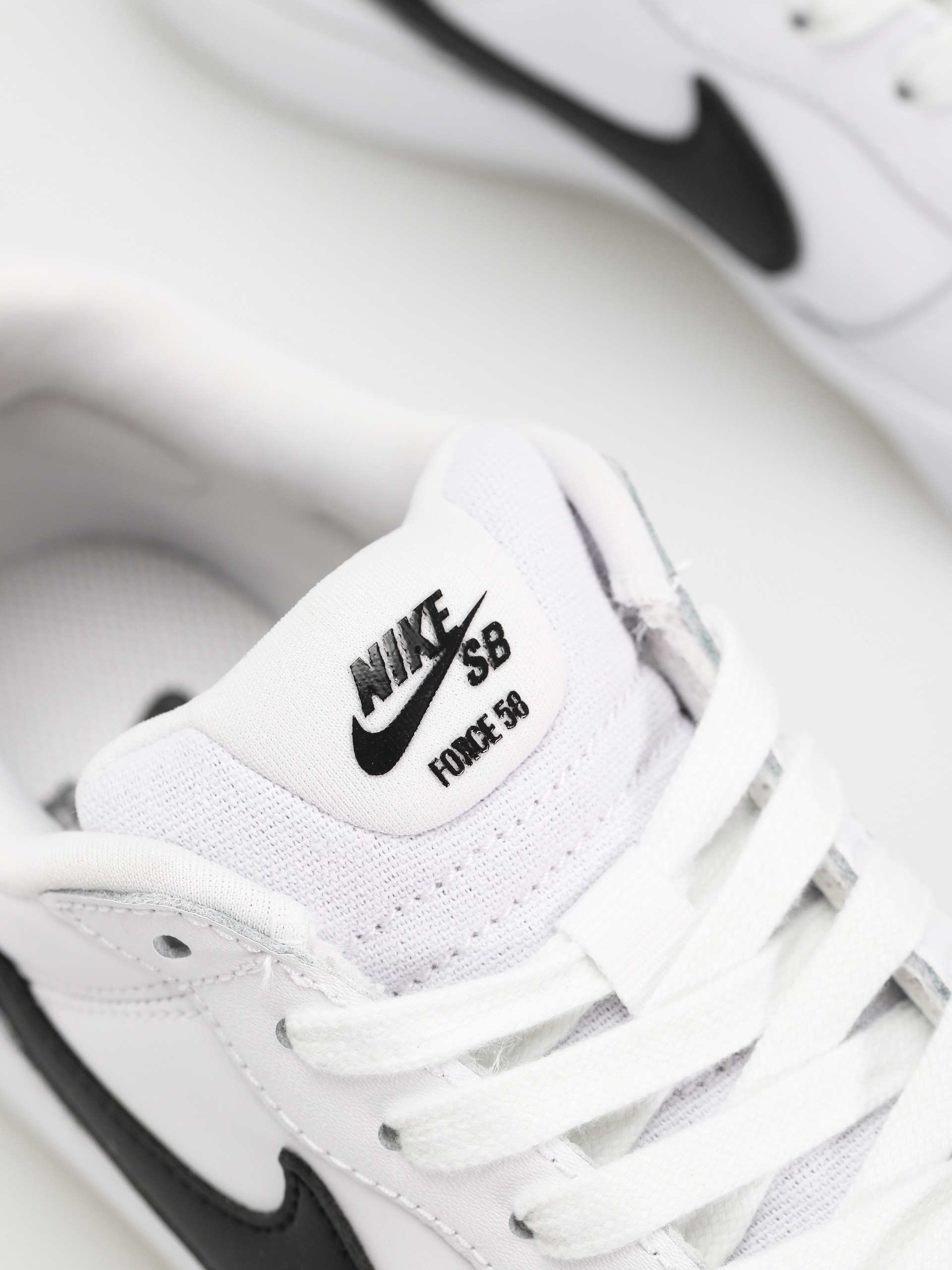 Buty Nike SB Force 58 Premium (white/black white white)
