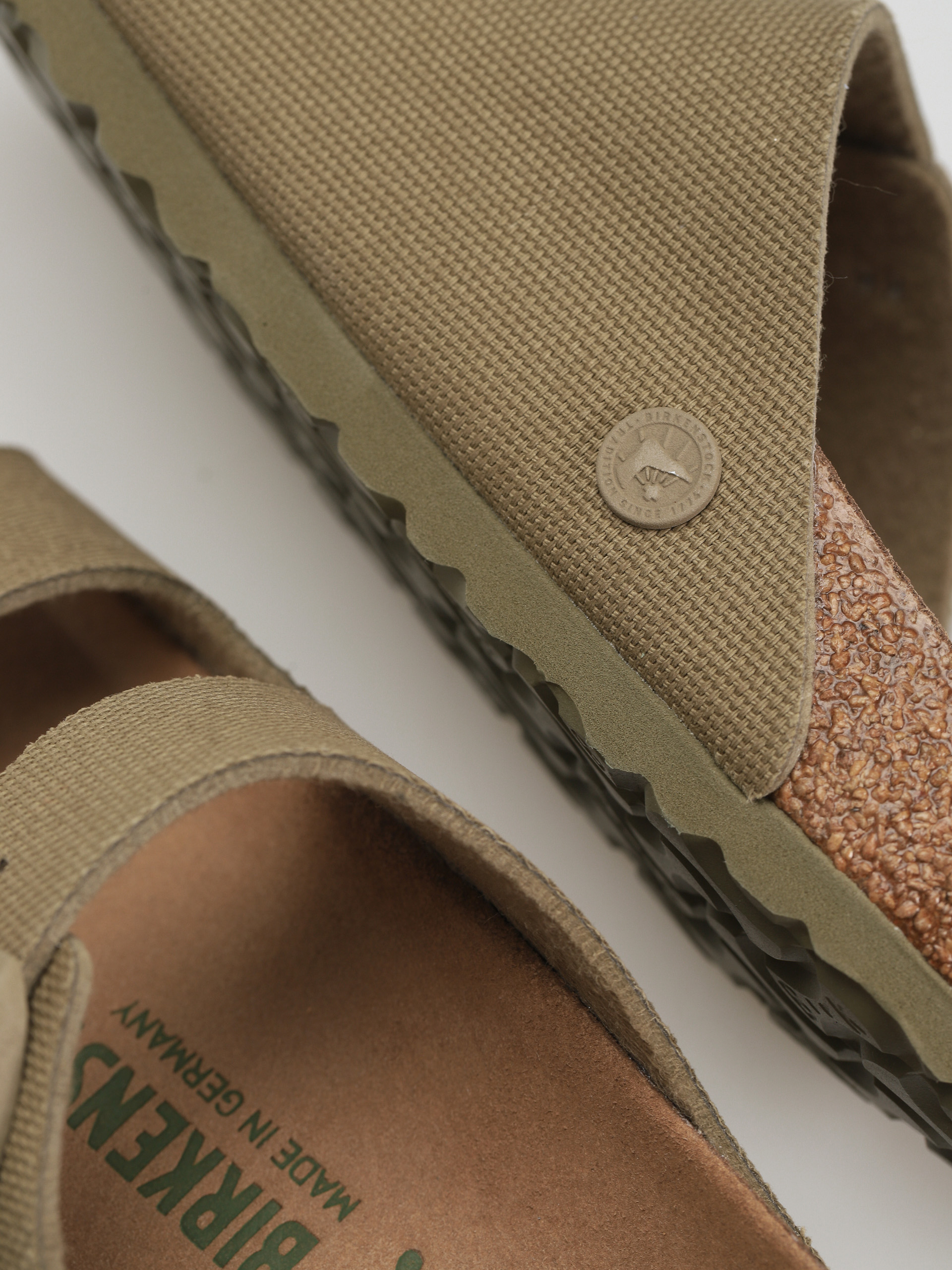 Klapki Birkenstock Arizona Canvas Vegan Narrow Wmn (faded khaki)