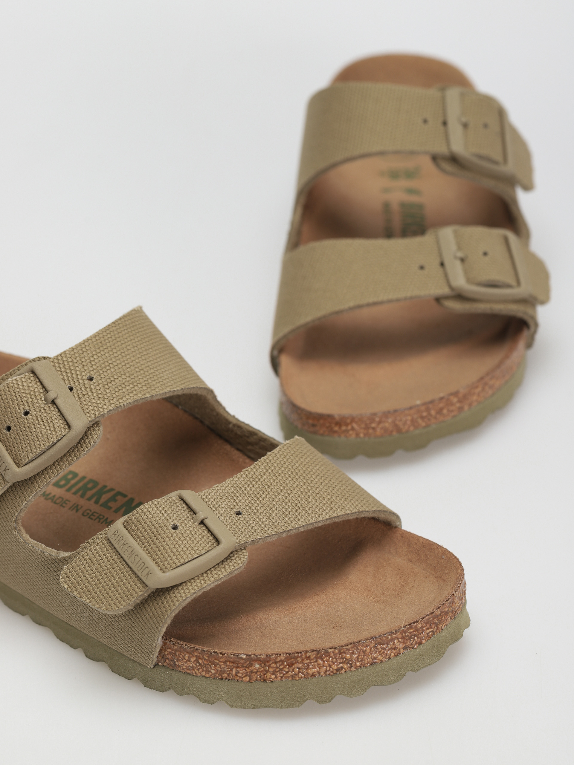 Klapki Birkenstock Arizona Canvas Vegan Narrow Wmn (faded khaki)