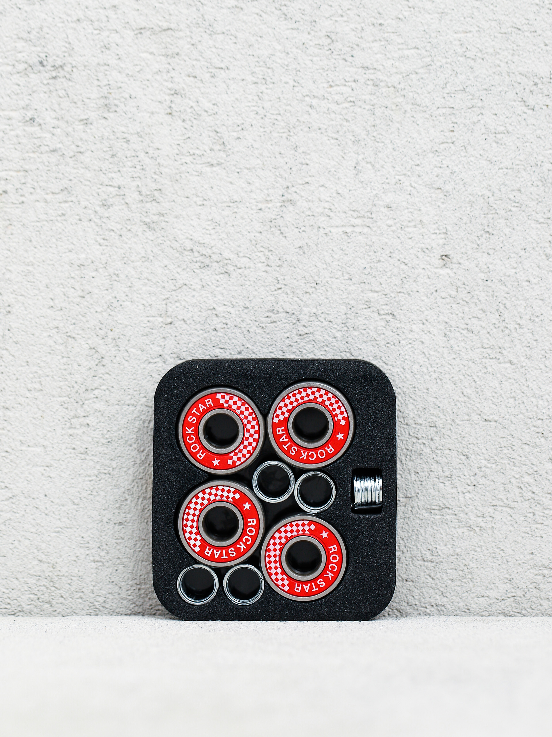 Łożyska Rock Star Bearings 8 Pack Abec 9 Metal Ball Bearings (black/red)